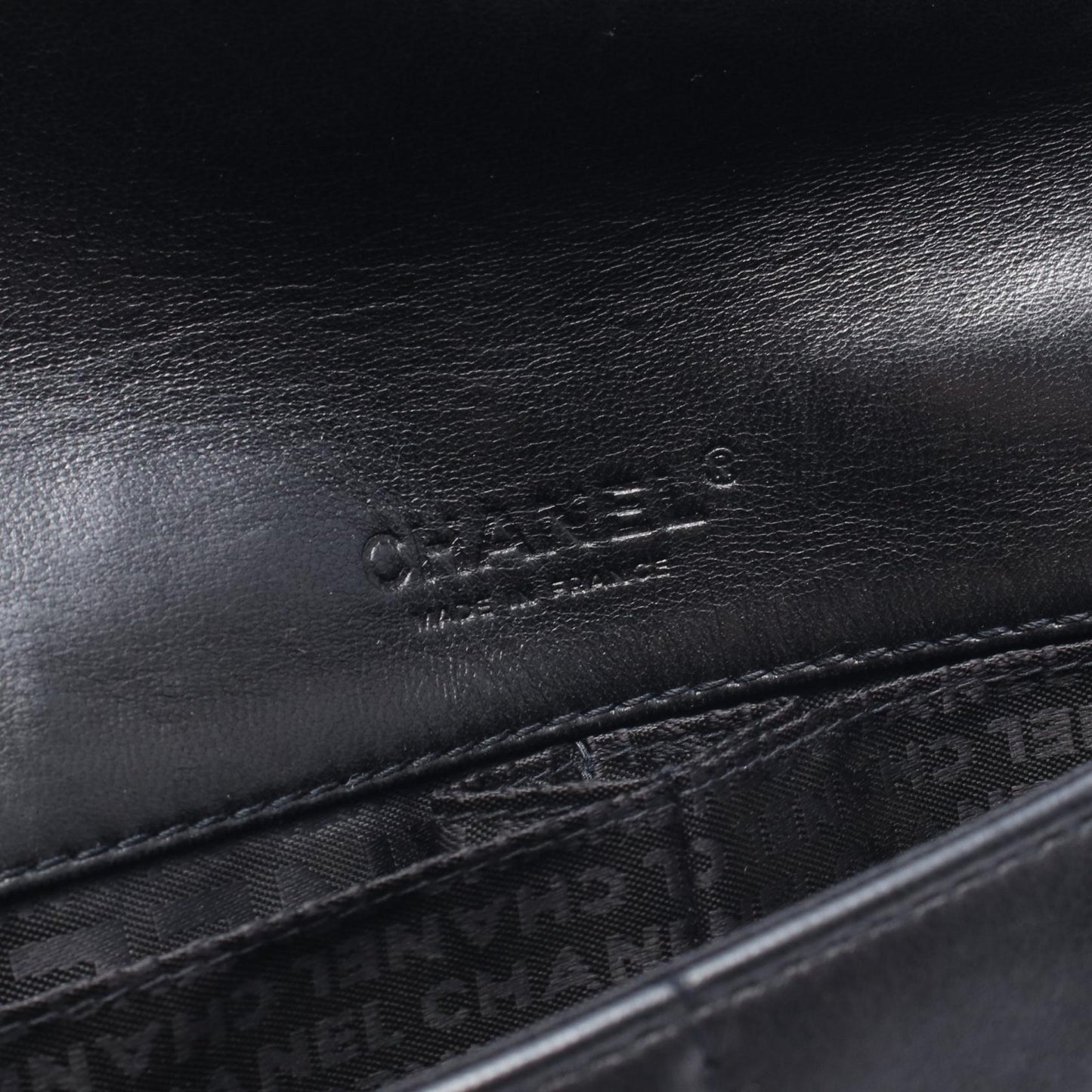 チョコバー チェーンショルダーバッグ ラムスキン ブラック シルバー金具 シャネル バッグ CHANEL