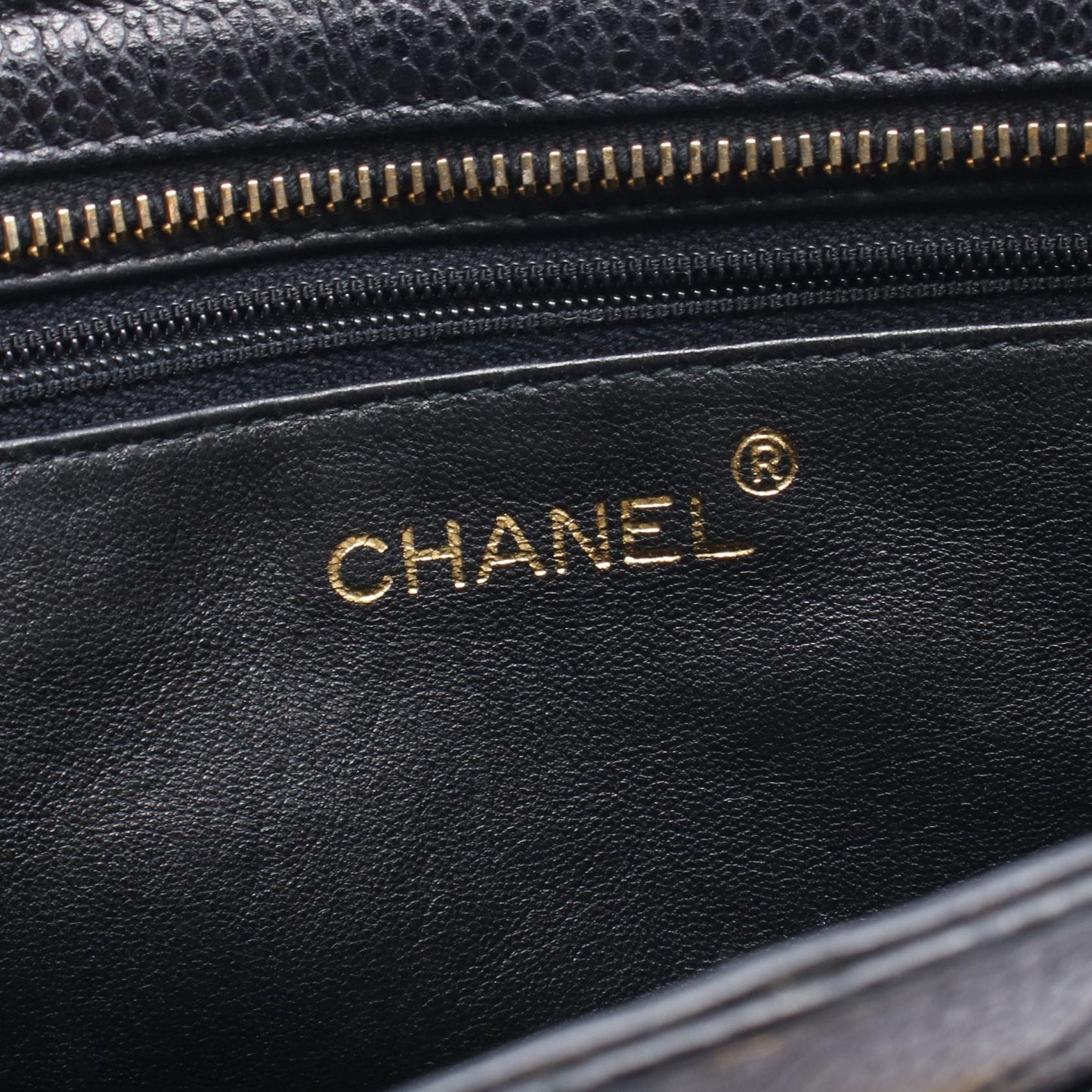 マトラッセ チェーンショルダー チェーンショルダーバッグ キャビアスキン ブラック ゴールド金具 シャネル バッグ CHANEL