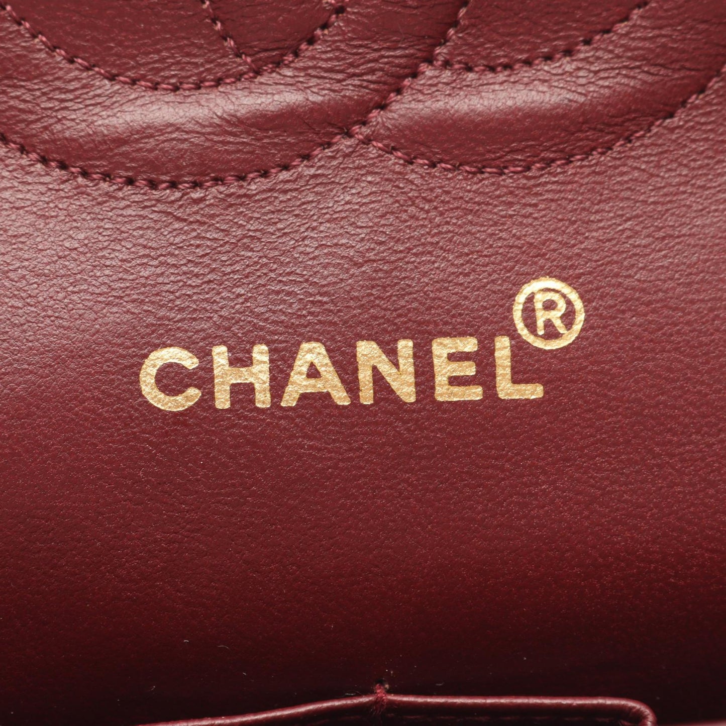 シェブロン Vステッチ Wフラップ Wチェーンショルダーバッグ ラムスキン ブラック ゴールド金具 シャネル バッグ CHANEL