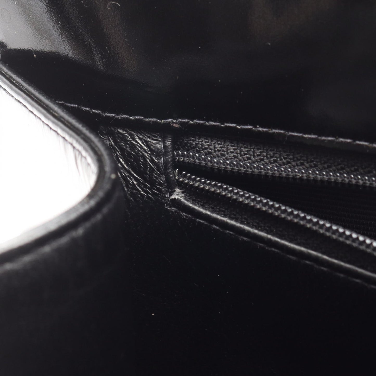 マトラッセ ハンドバッグ トートバッグ エナメルレザー ブラック ゴールド金具 シャネル バッグ CHANEL