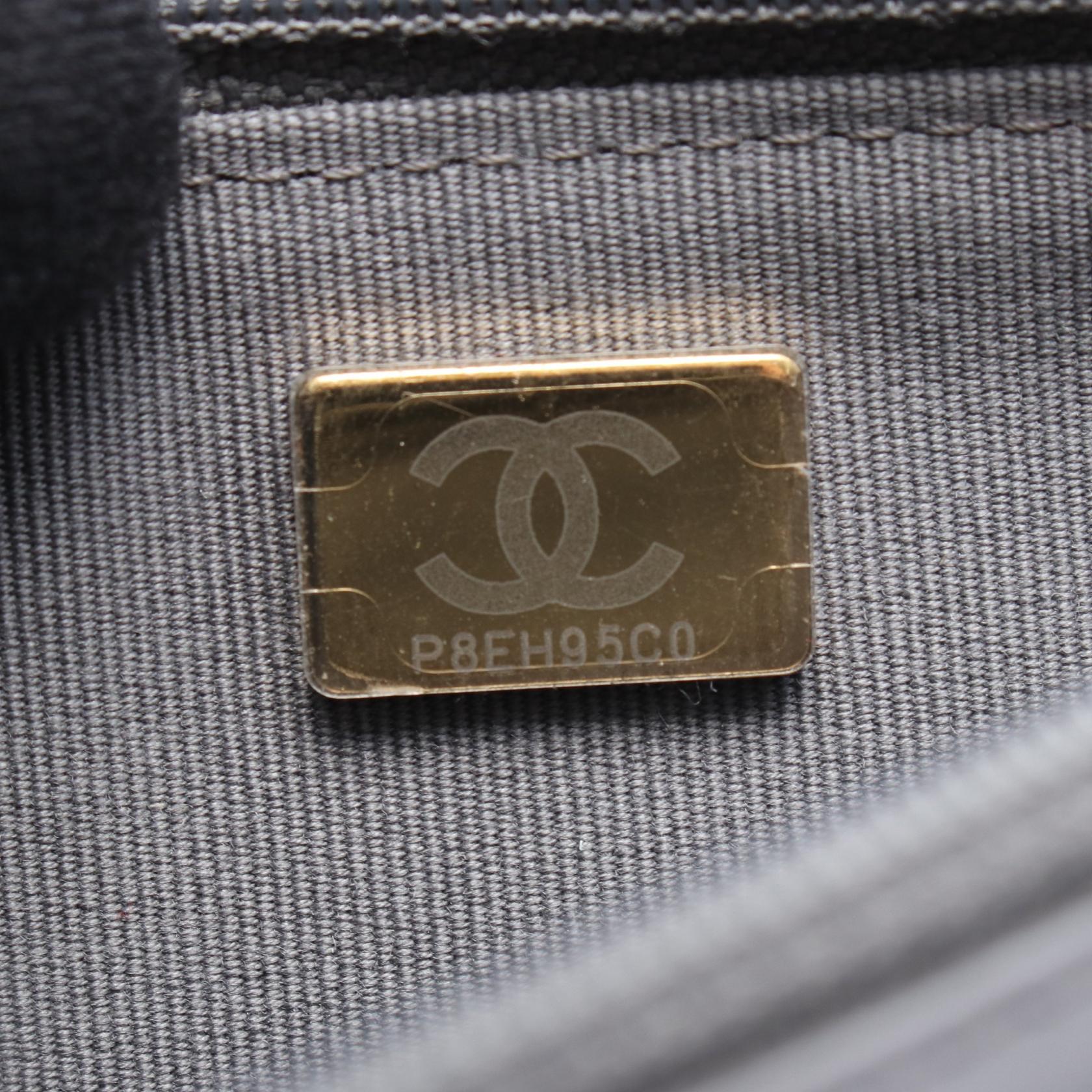 【美品】CHANEL ボーイシャネル チェーンウォレット キャビアスキン グレー 楽天市場】シャネル キャビアスキン ボーイシャネル チェーン（カラー