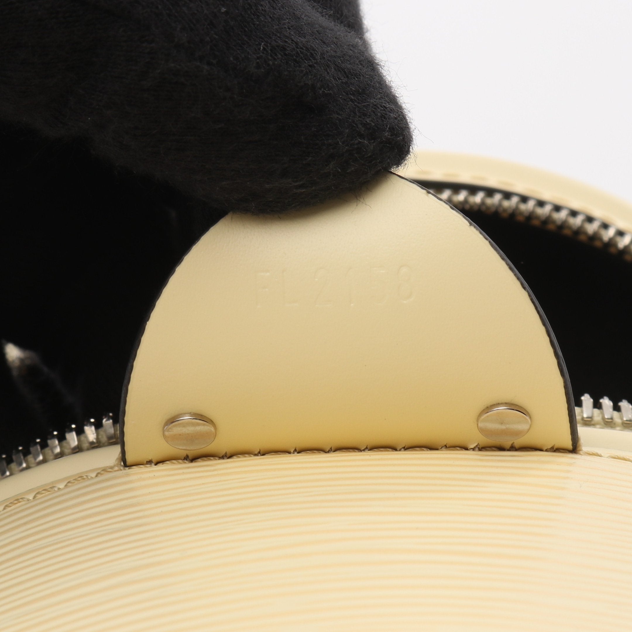 カンヌ エピ ヴァニラ 2WAY ハンドバッグ バニティバッグ レザー