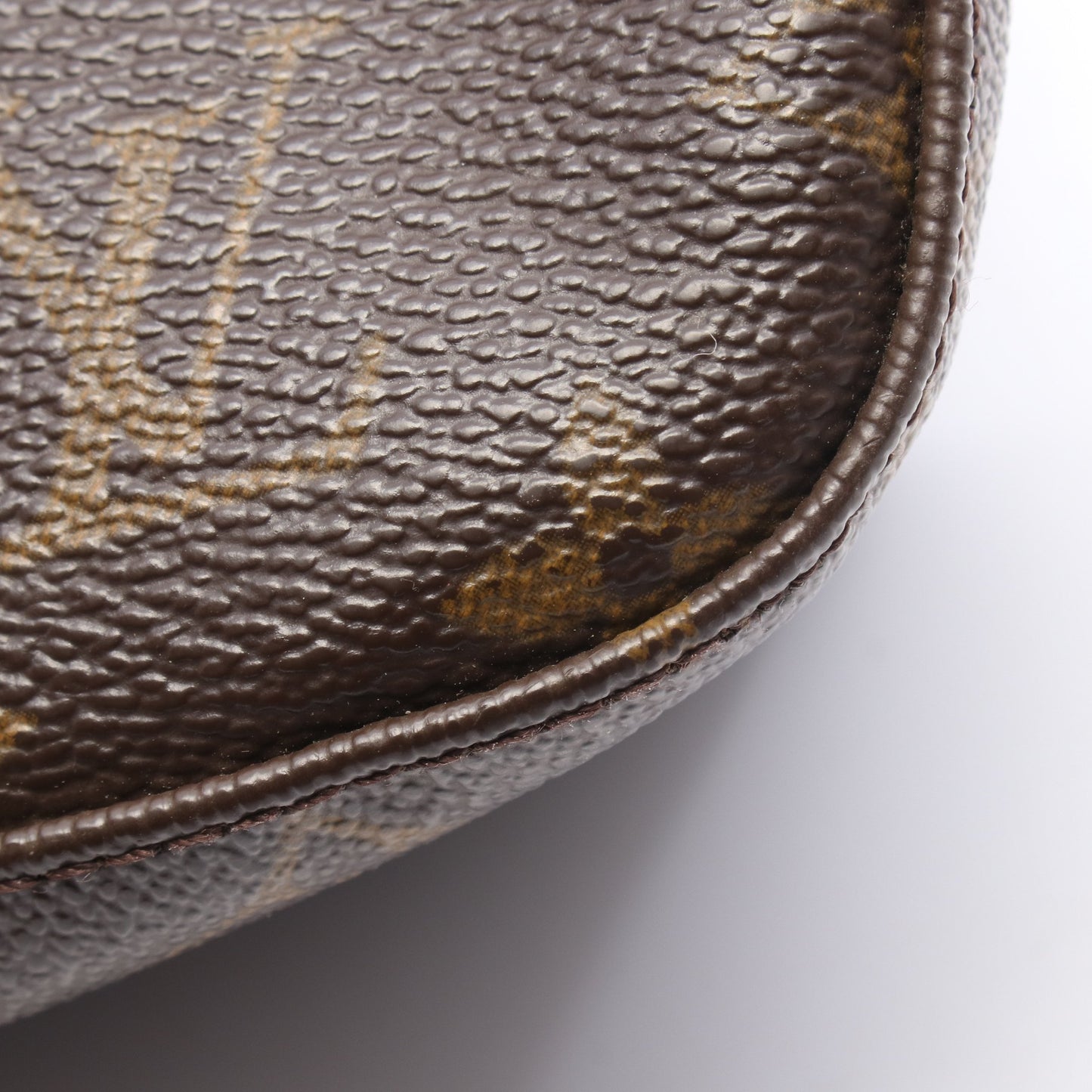 ルーピングMM モノグラム ショルダーバッグ PVC レザー ブラウン ルイヴィトン バッグ LOUIS VUITTON