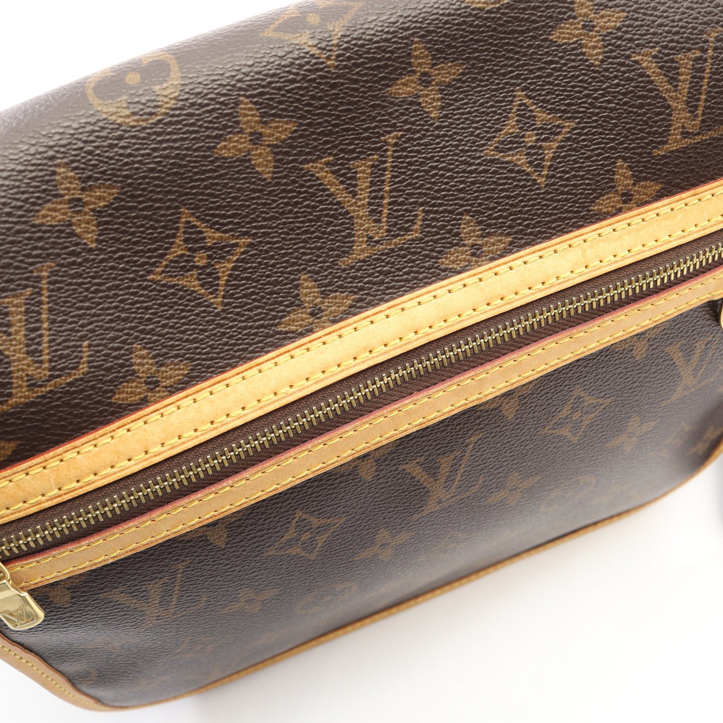 メッセンジャーPM ボスフォール モノグラム ショルダーバッグ PVC レザー ブラウン ルイヴィトン バッグ LOUIS VUITTON