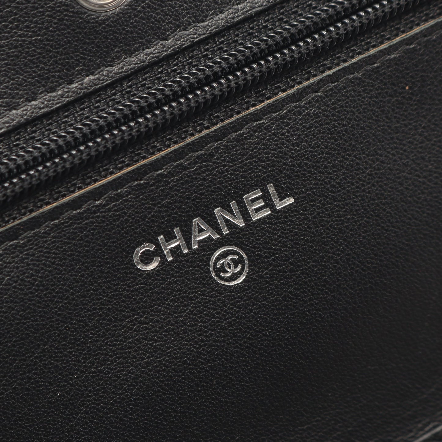 ココマーク チェーンウォレット キャビアスキン ブラック シルバー金具 シャネル バッグ CHANEL