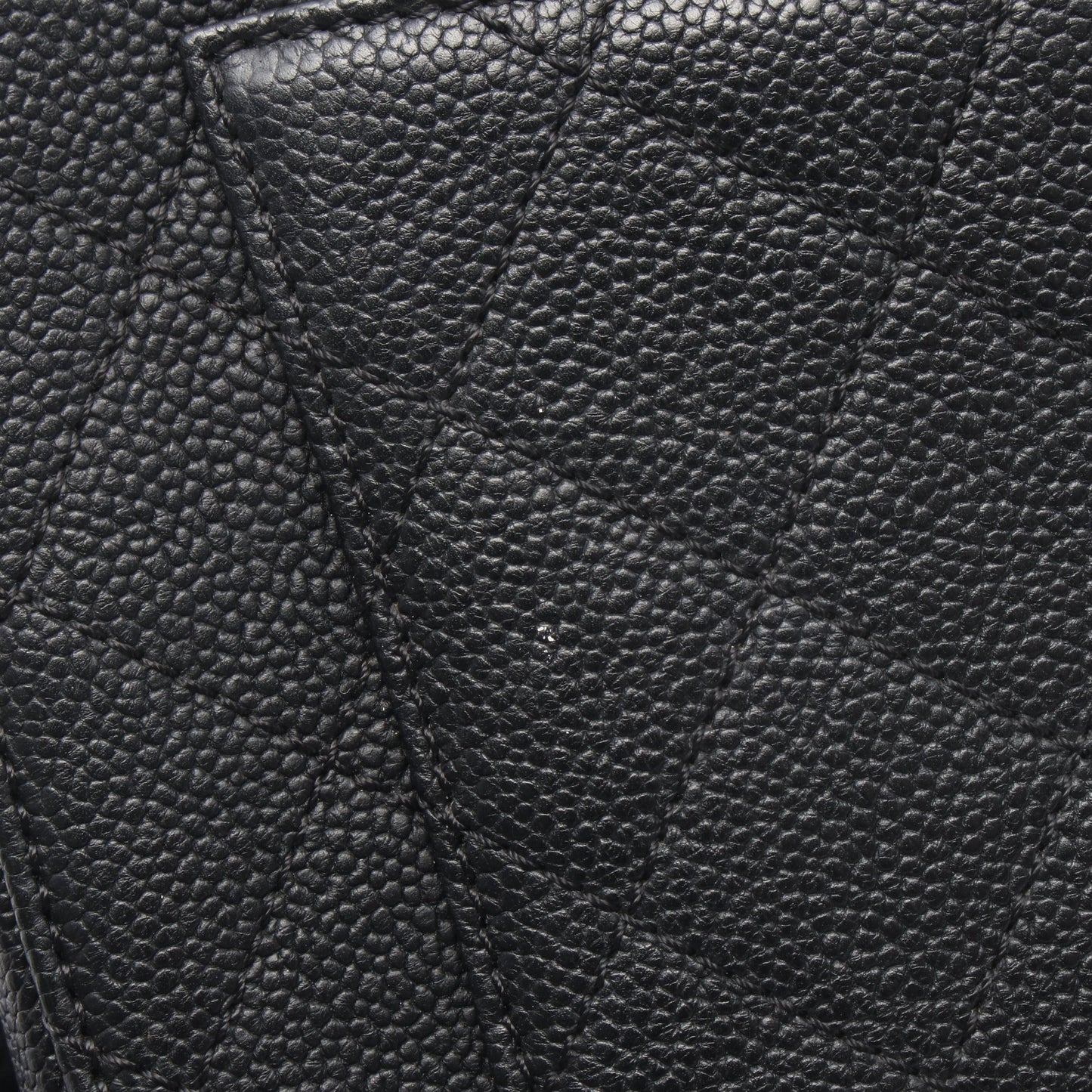 マトラッセ 2WAY チェーンショルダーバッグ キャビアスキン ブラック ゴールド金具 シャネル バッグ CHANEL