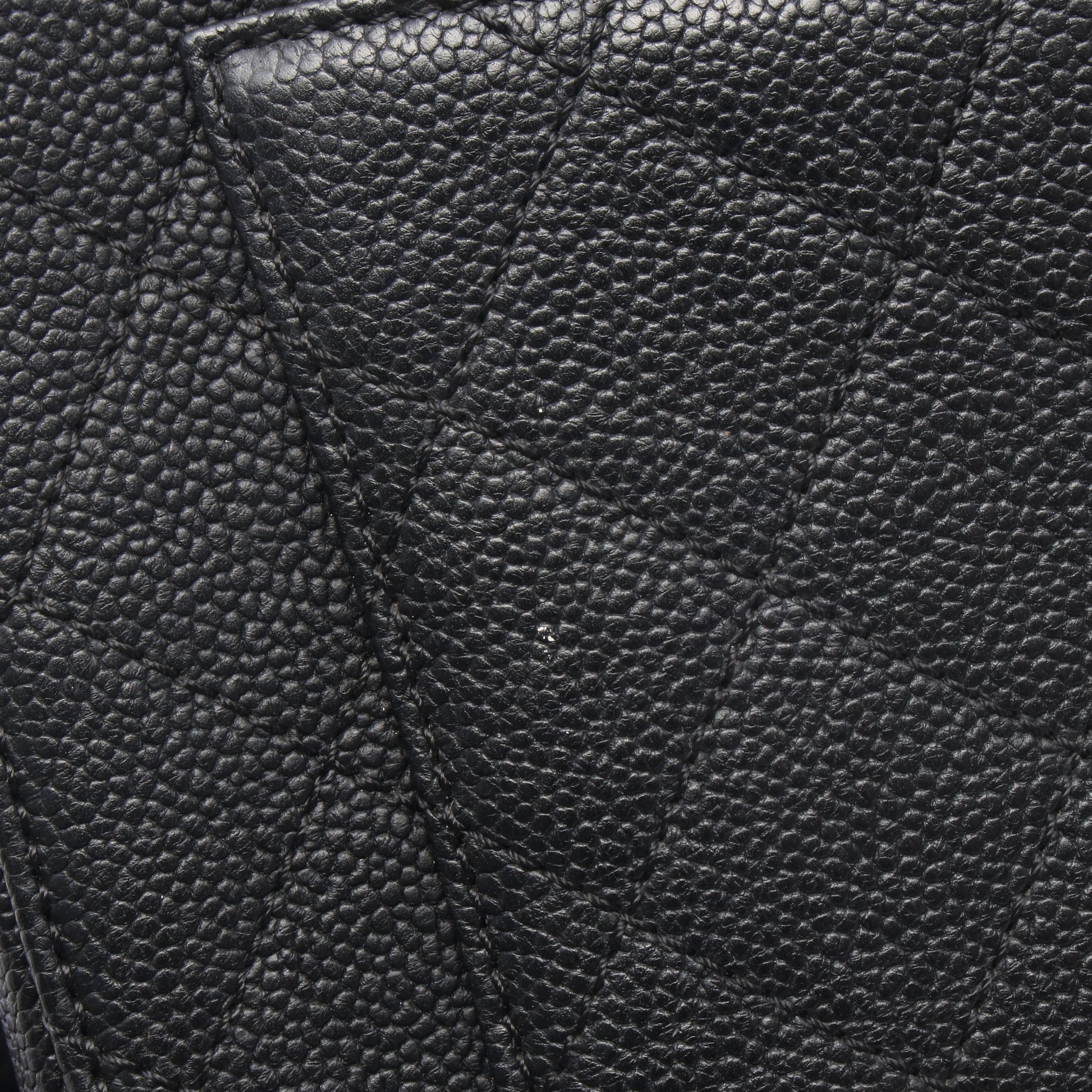 マトラッセ 2WAY チェーンショルダーバッグ キャビアスキン ブラック ゴールド金具 シャネル バッグ CHANEL