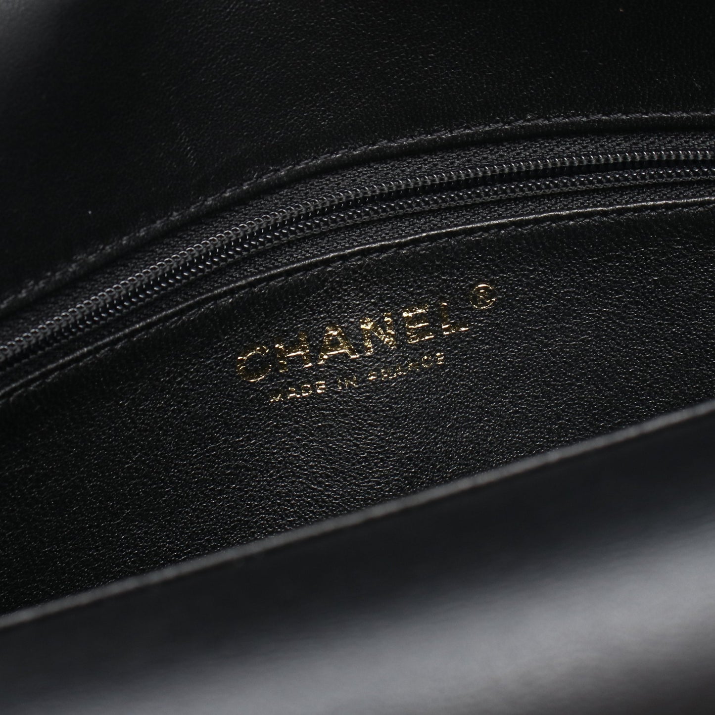 マトラッセ Wフラップ Wチェーンショルダーバッグ ラムスキン ブラック ゴールド金具 シャネル バッグ CHANEL