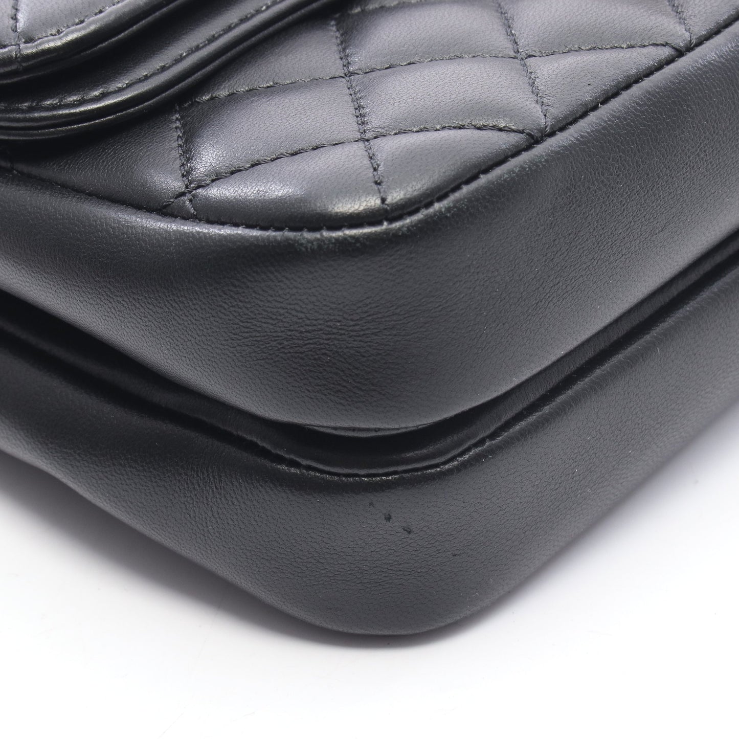 マトラッセ Wフラップ Wチェーンショルダーバッグ ラムスキン ブラック ゴールド金具 シャネル バッグ CHANEL