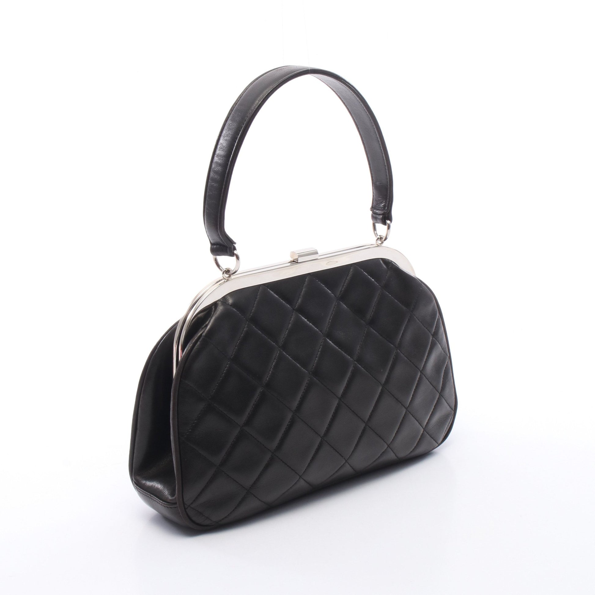 マトラッセ がま口 ハンドバッグ ハンドバッグ ラムスキン ブラック シルバー金具 シャネル バッグ CHANEL