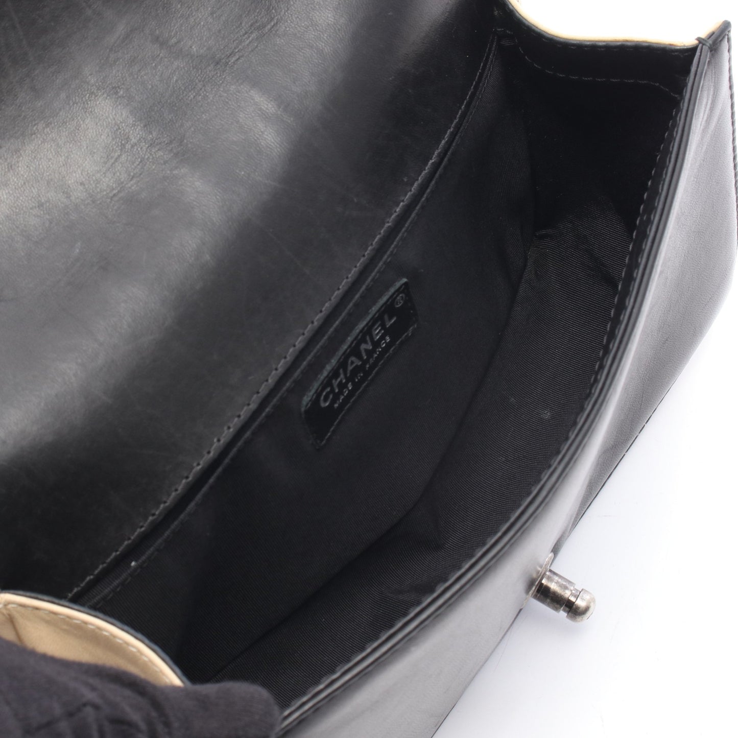 ボーイシャネル チェーンショルダーバッグ ラムスキン ブラック ベージュ シルバー金具 シャネル バッグ CHANEL