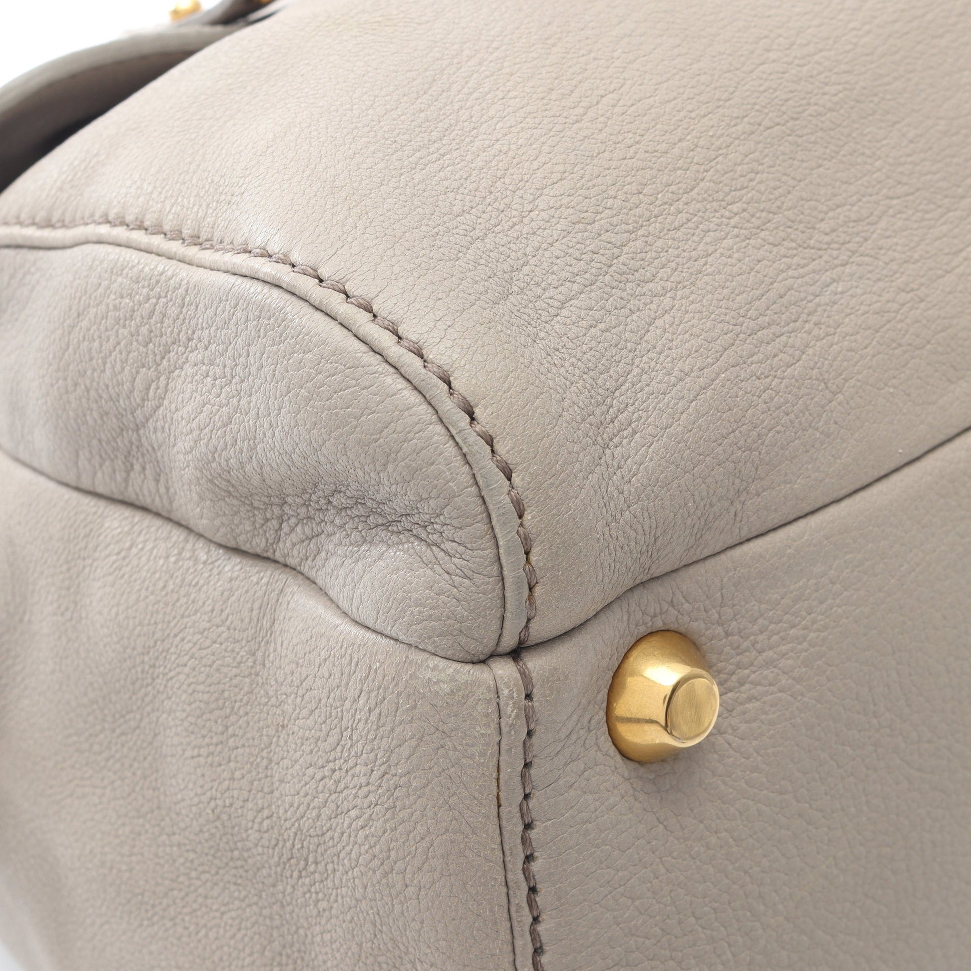 2WAY ボストンバッグ レザー グレーベージュ ミュウミュウ バッグ miu miu