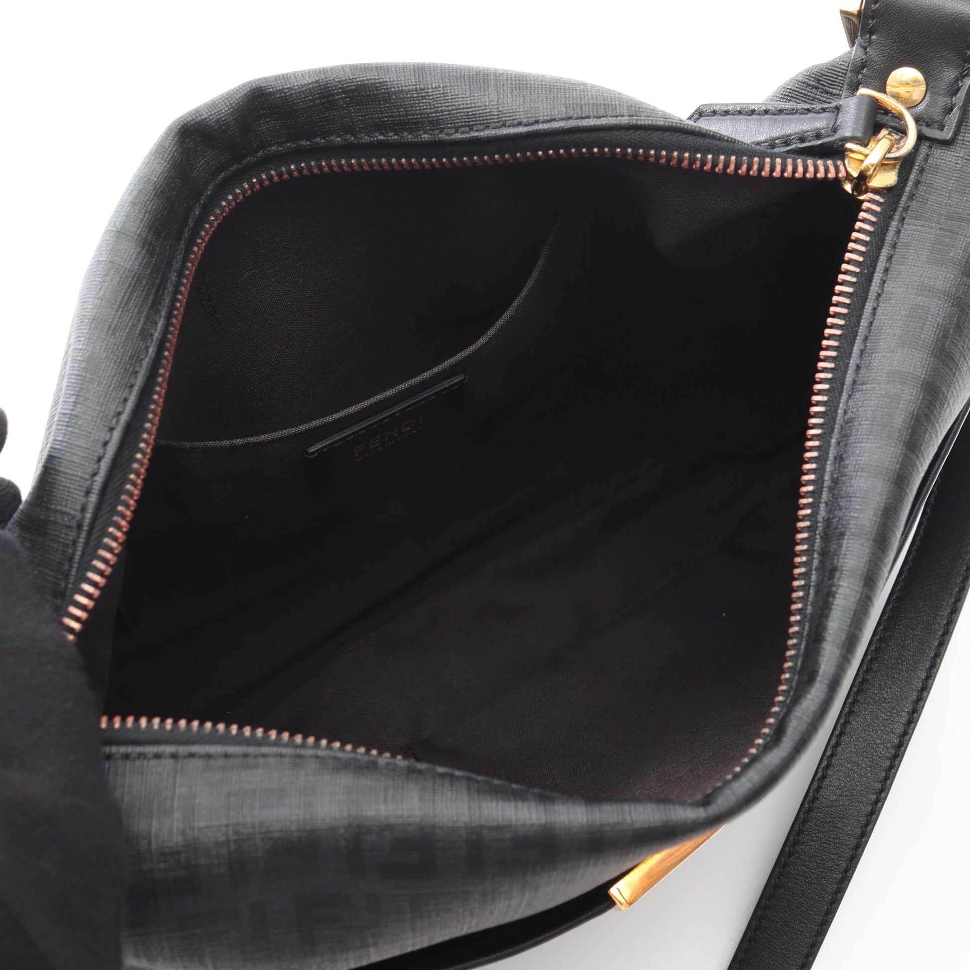 ズッキーノ ショルダーバッグ PVC レザー ブラック フェンディ バッグ FENDI