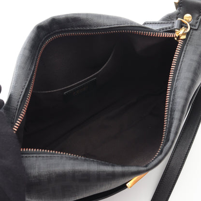 ズッキーノ ショルダーバッグ PVC レザー ブラック フェンディ バッグ FENDI