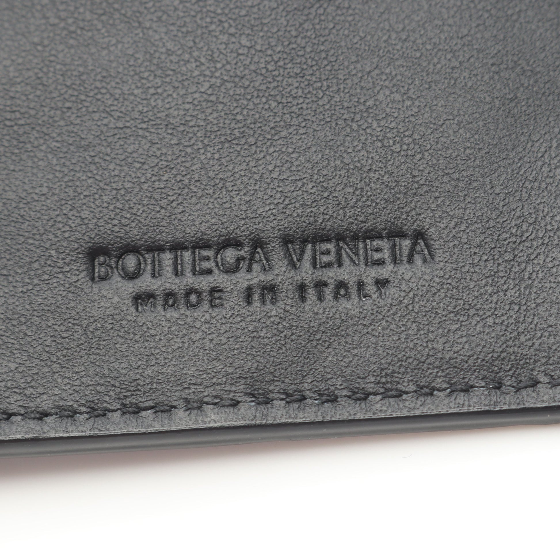 イントレチャート 札入れ 二つ折り長財布 レザー ブラック ボッテガヴェネタ 財布・小物 BOTTEGA VENETA