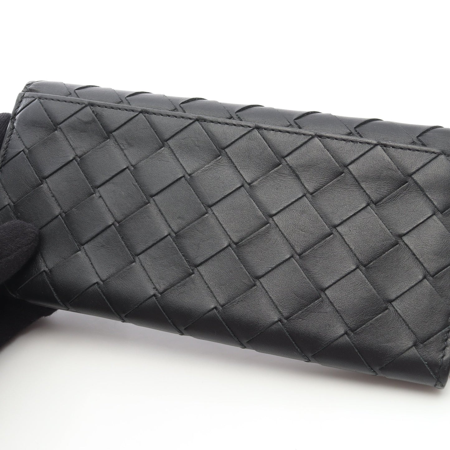 イントレチャート 札入れ 二つ折り長財布 レザー ブラック ボッテガヴェネタ 財布・小物 BOTTEGA VENETA