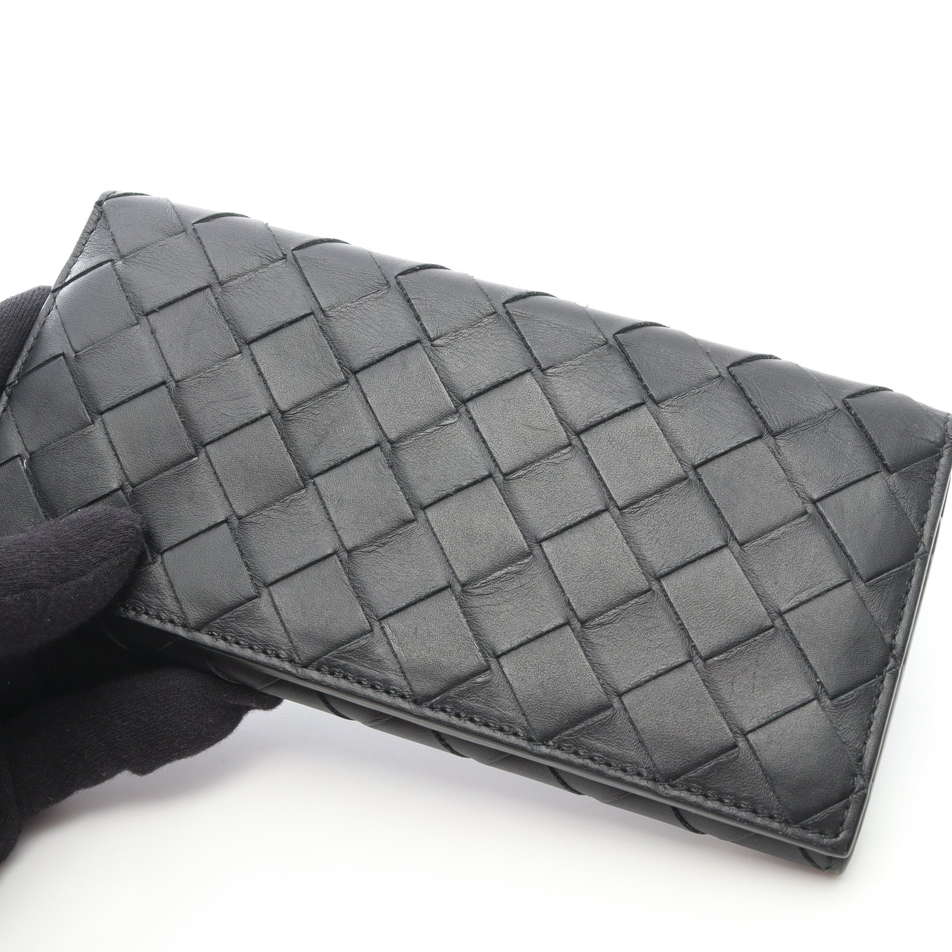 イントレチャート 札入れ 二つ折り長財布 レザー ブラック ボッテガヴェネタ 財布・小物 BOTTEGA VENETA