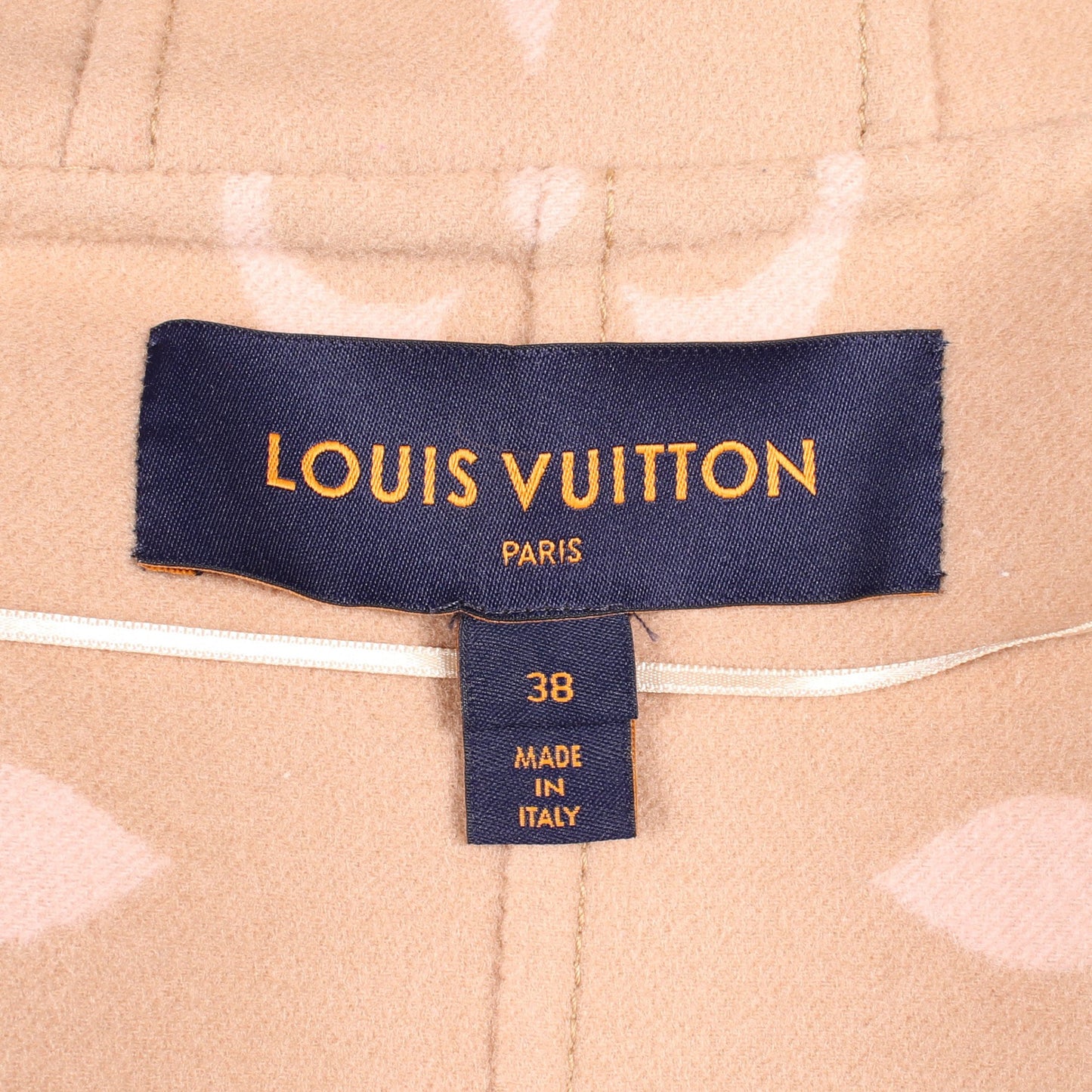 ジャイアントモノグラム フード付き ラップ コート ウール ベージュ ルイヴィトン アウター LOUIS VUITTON