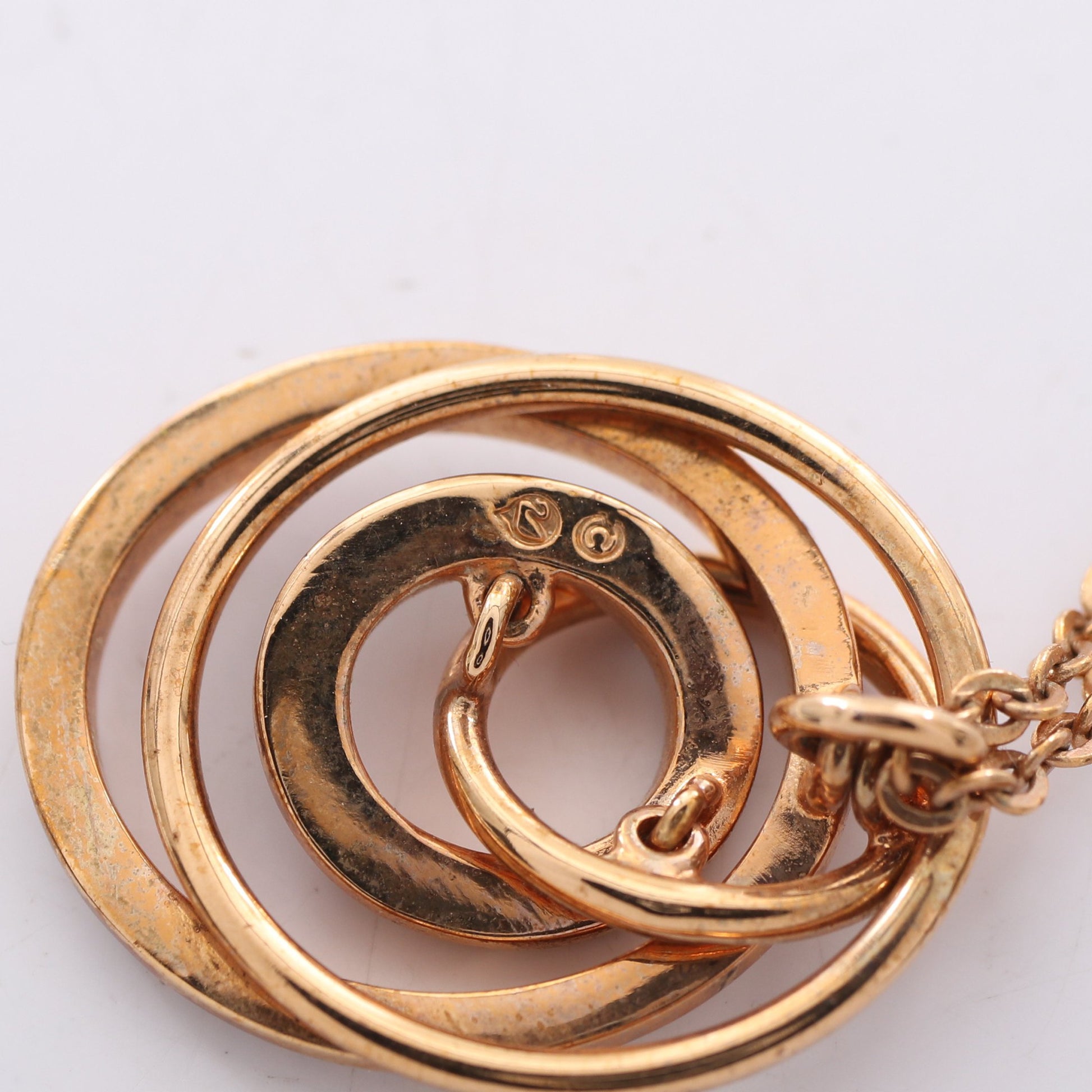 Greeting Ring ペンダント ネックレス GP ラインストーン ゴールド ブラック クリア スワロフスキー アクセサリー SWAROVSKI