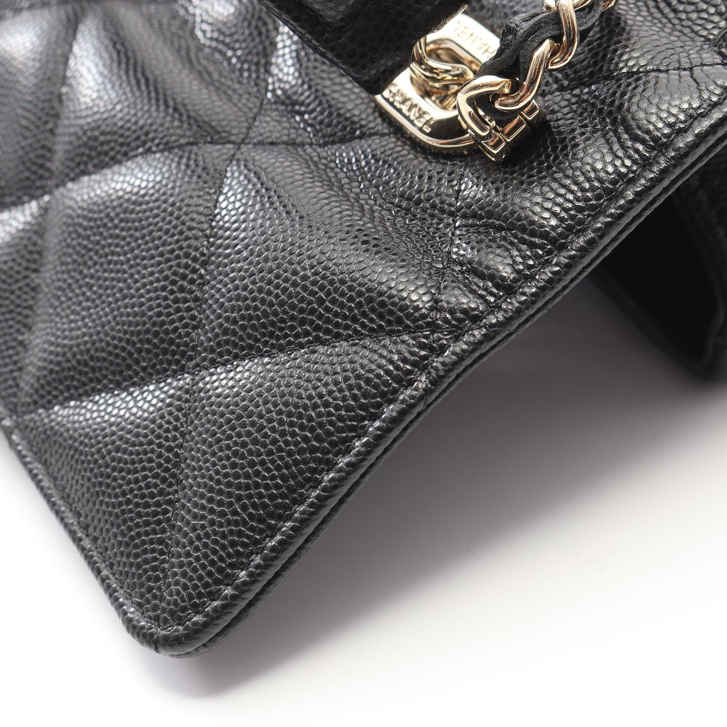 トップハンドル マトラッセ 2WAY チェーンショルダーバッグ キャビアスキン ブラック ゴールド金具 シャネル バッグ CHANEL