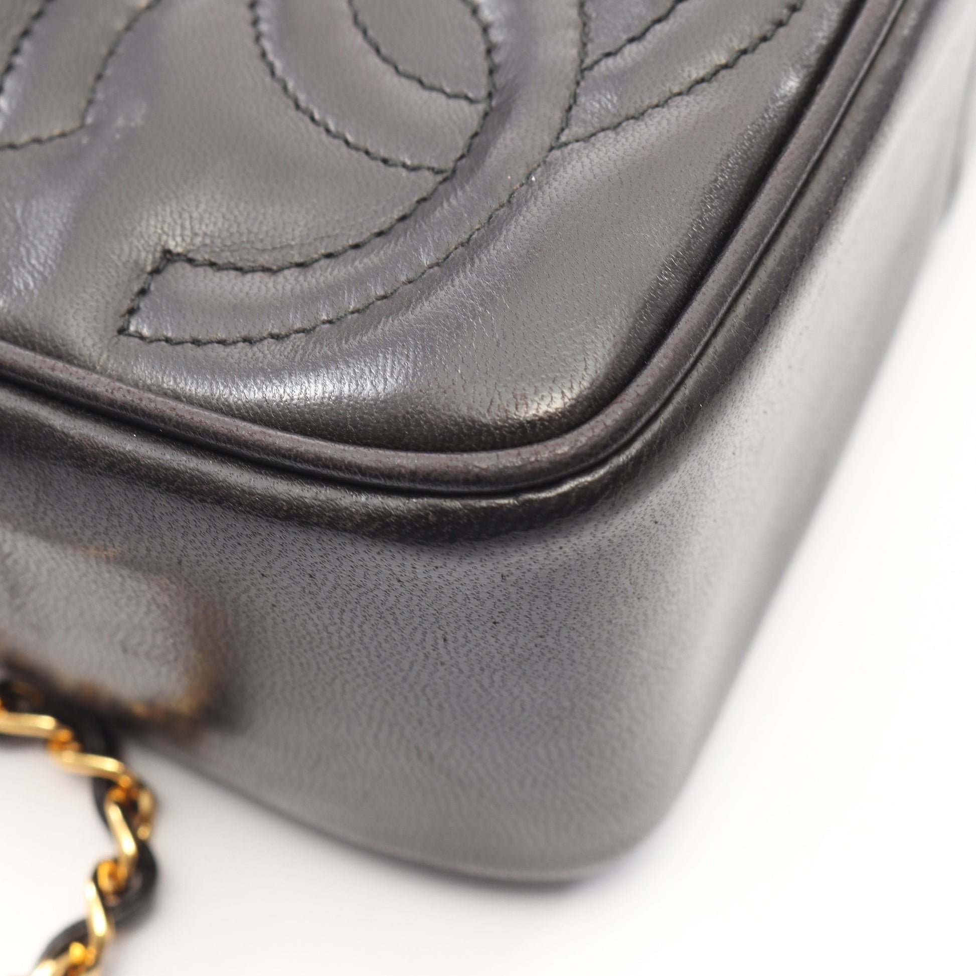 トリプルココマーク タッセル チェーンショルダーバッグ ラムスキン ブラック ゴールド金具 シャネル バッグ CHANEL
