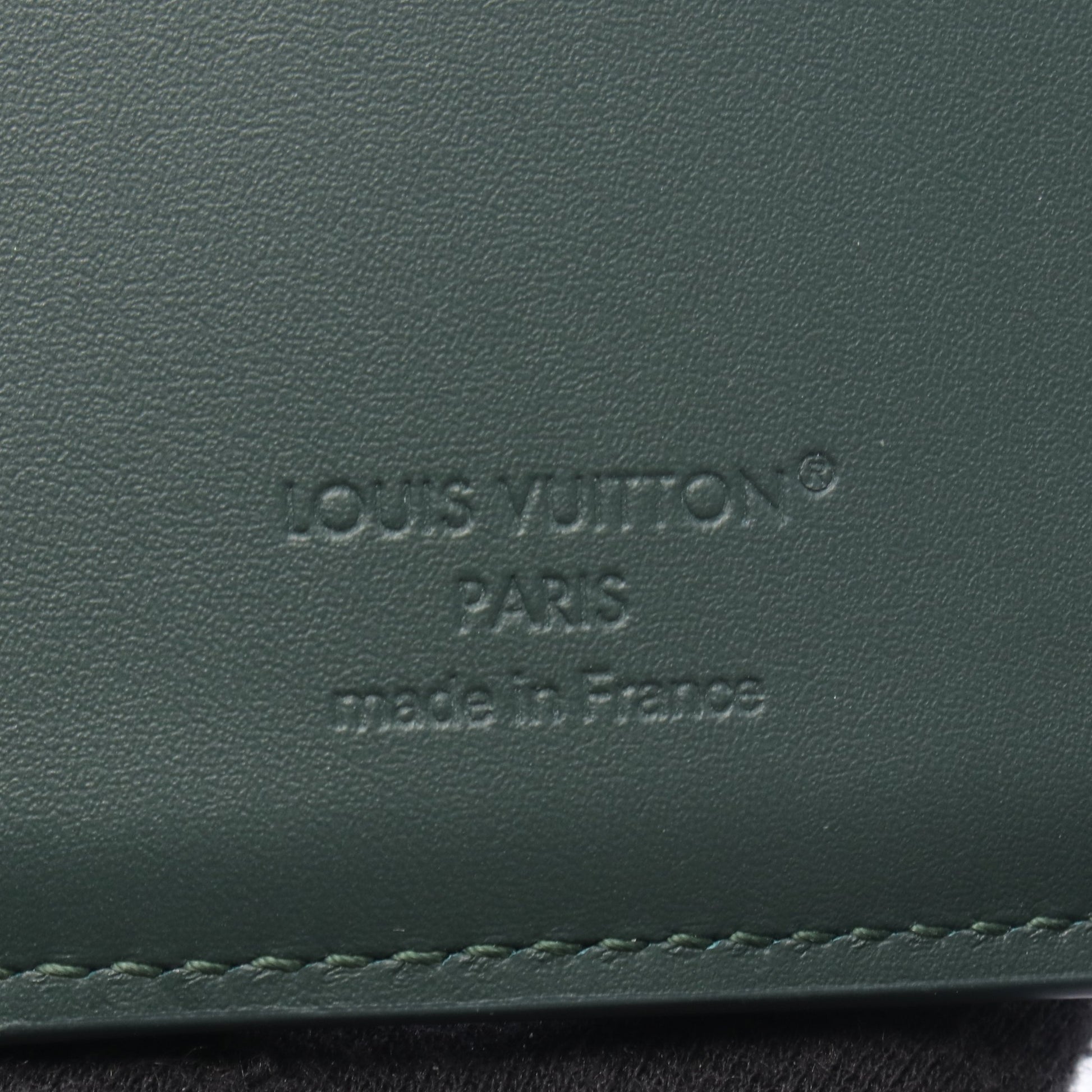 ヴィクターウォレット LVアエログラム フォレストグリーン 三つ折り財布 レザー ダークグリーン ルイヴィトン 財布・小物 LOUIS VUITTON
