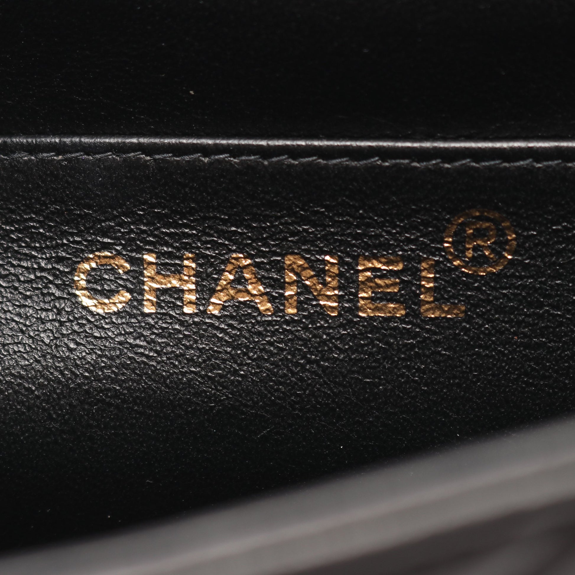 マトラッセ チェーンショルダーバッグ ラムスキン ブラック ゴールド金具 シャネル バッグ CHANEL