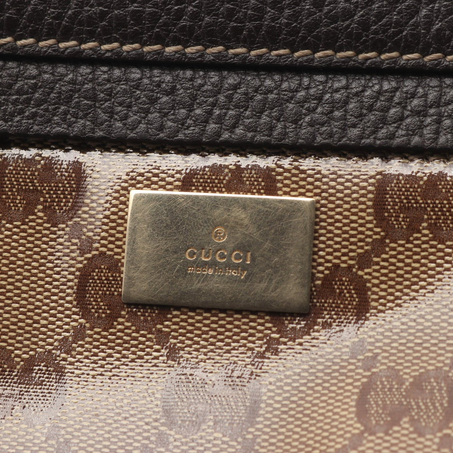 GGクリスタル ボディバッグ ウエストバッグ コーティングキャンバス レザー ベージュ ダークブラウン グッチ バッグ GUCCI