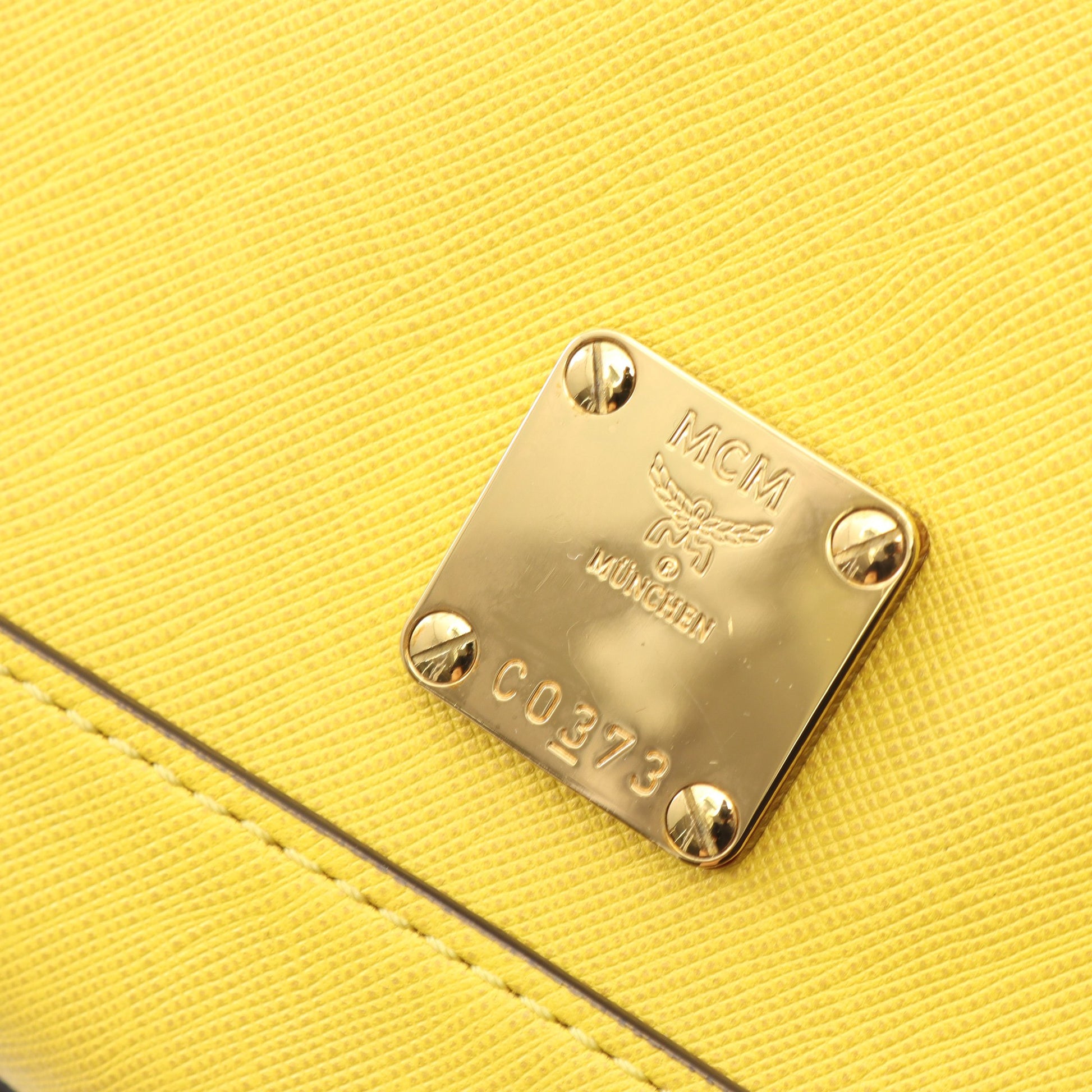 2WAY ハンドバッグ レザー イエロー エムシーエム バッグ MCM