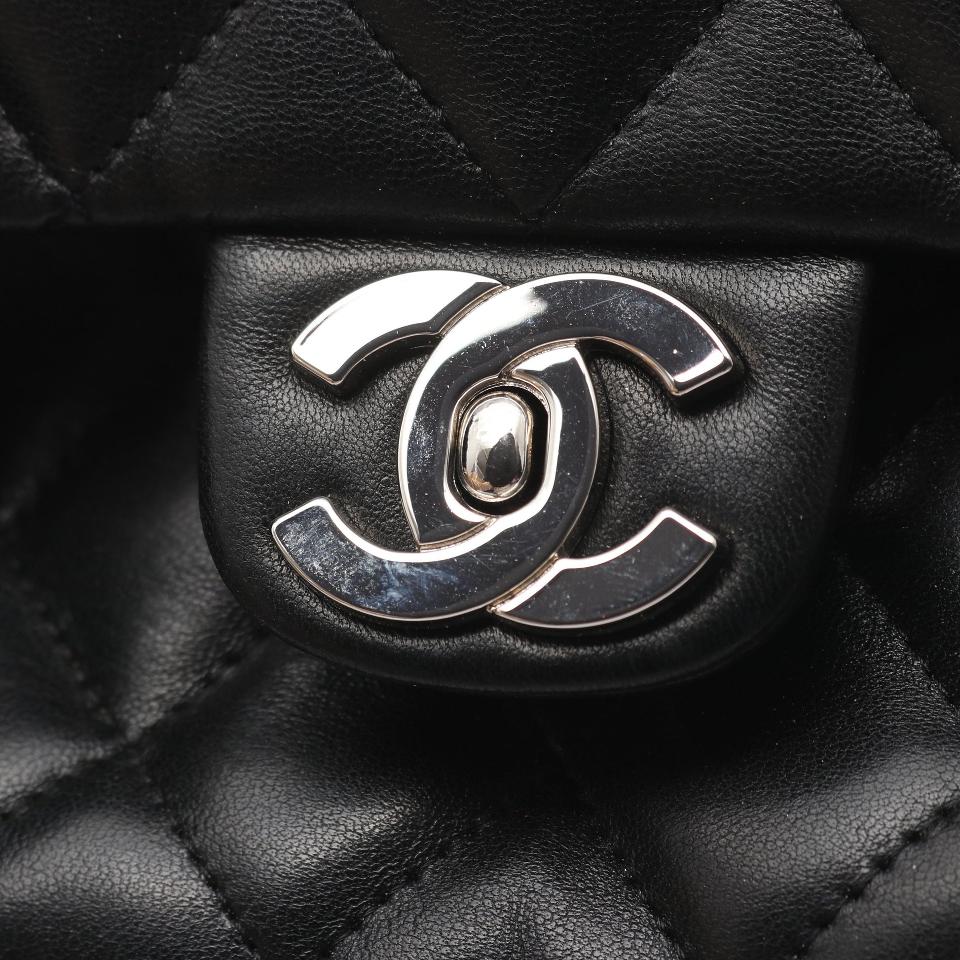 マトラッセ トップハンドルバッグ ハンドバッグ ラムスキン ブラック シルバー金具 シャネル バッグ CHANEL