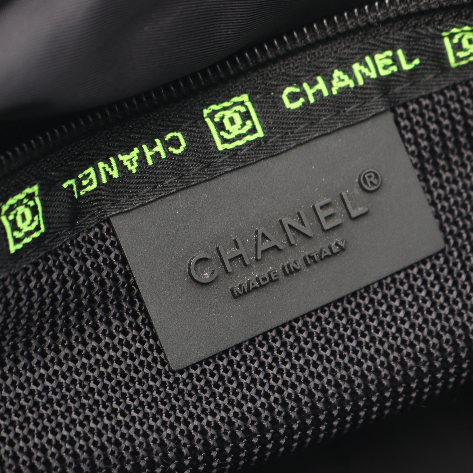 スポーツライン ココマーク ショルダーバッグ ナイロン ラバー ブラック シルバー金具 シャネル バッグ CHANEL