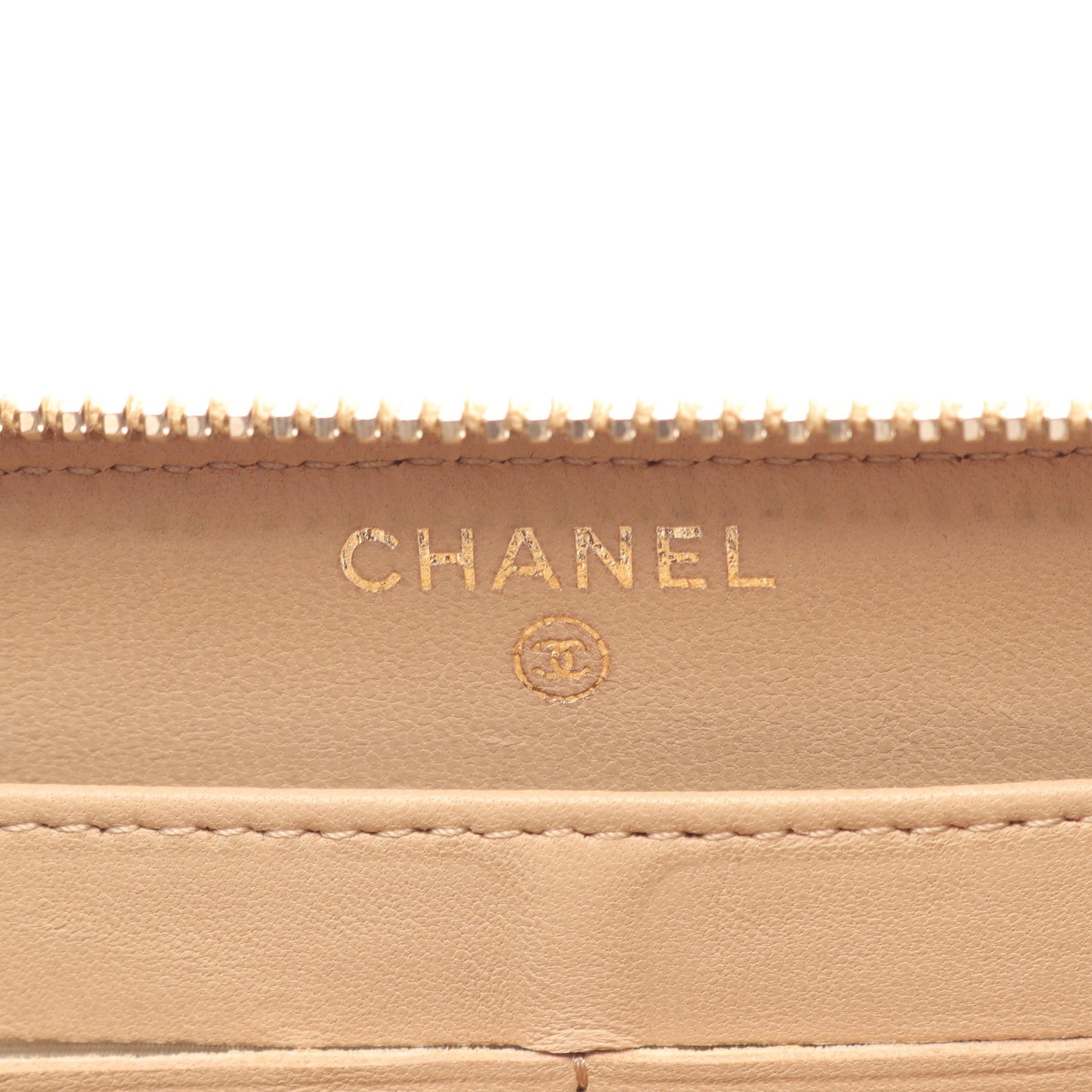 マトラッセ ラウンドファスナー長財布 ラムスキン ベージュ ゴールド金具 シャネル 財布・小物 CHANEL