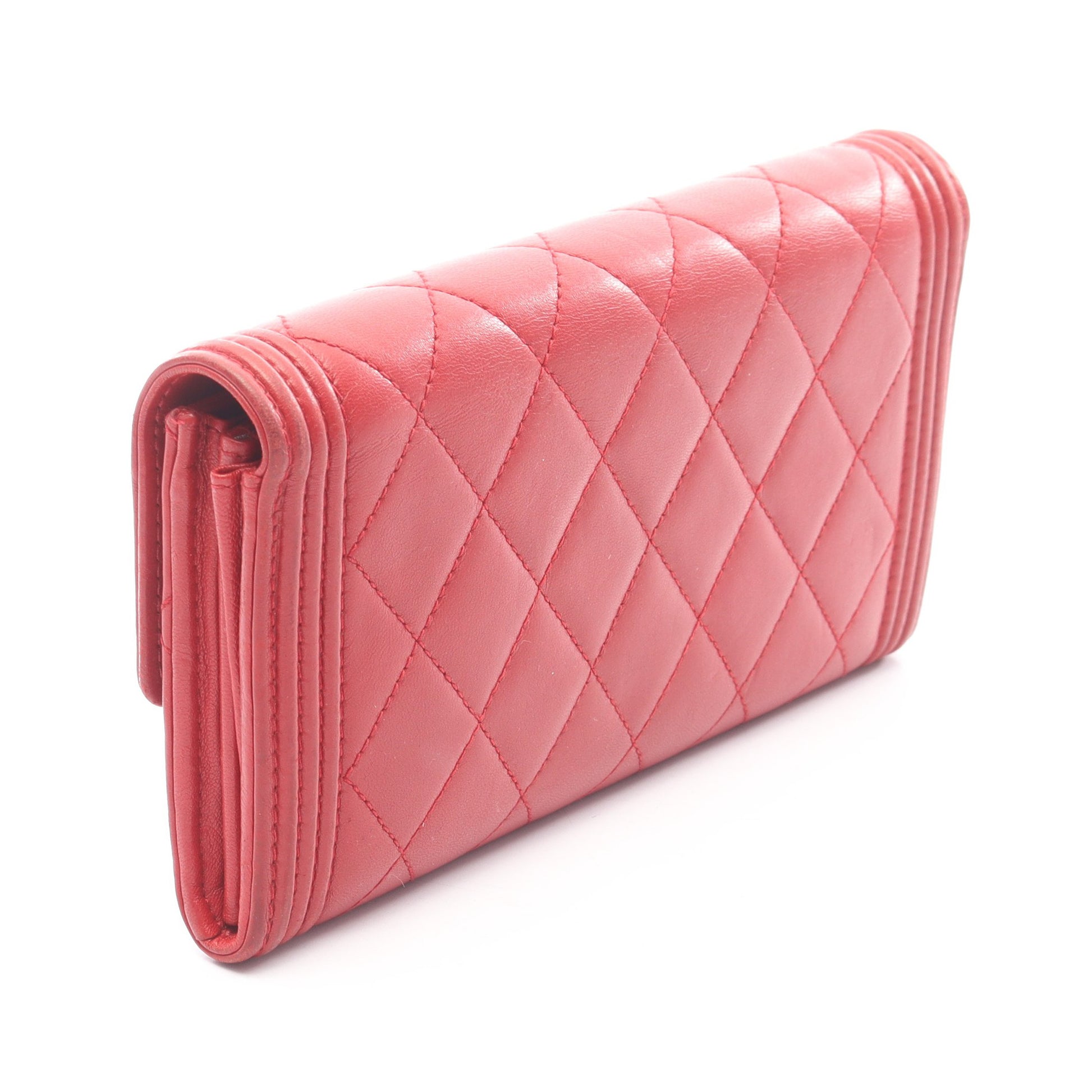 ボーイシャネル 二つ折り長財布 ラムスキン レッド シルバー金具 シャネル 財布・小物 CHANEL