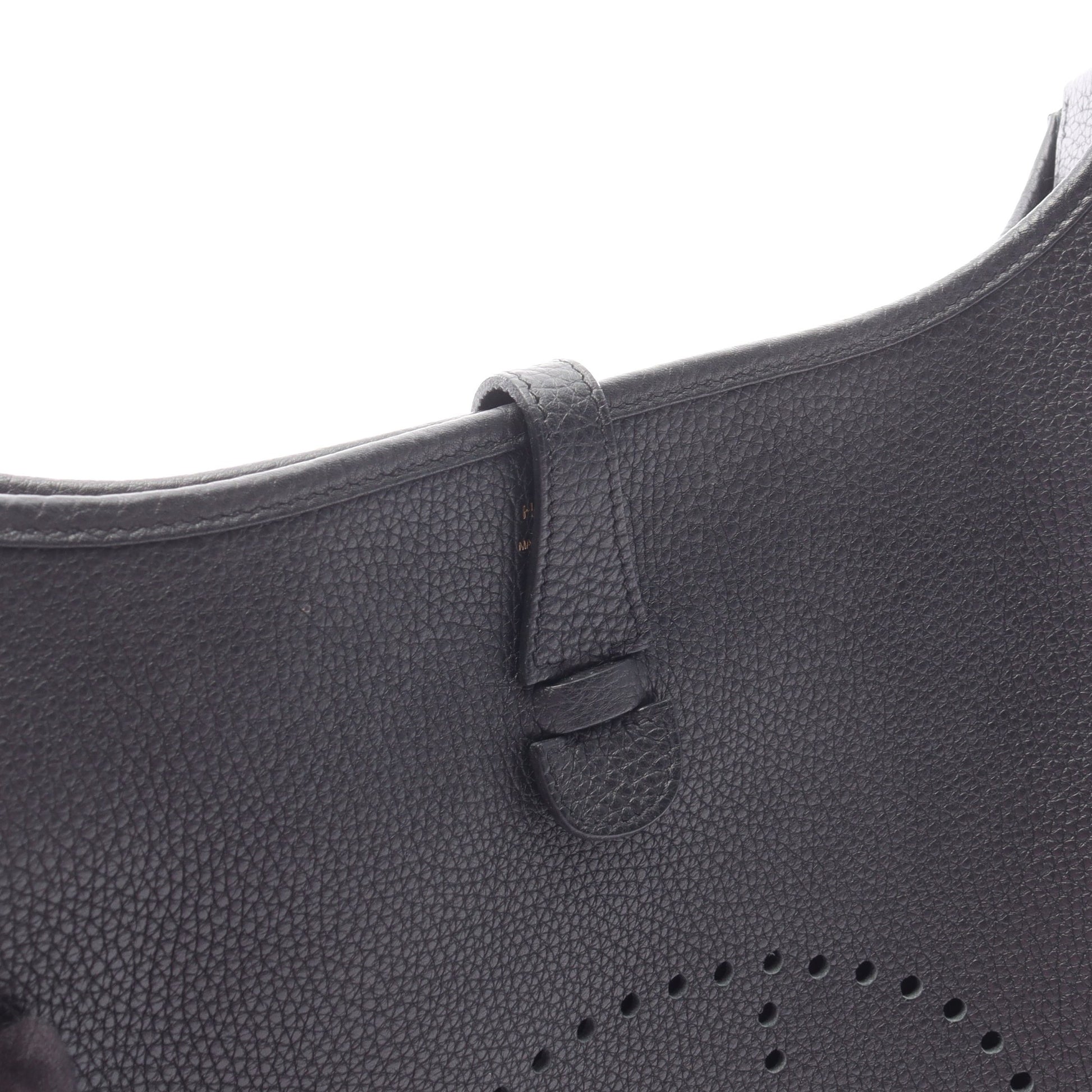 エヴリン 3 トロワ PM ショルダーバッグ トリヨンクレマンス ブラック ゴールド金具 D刻印 エルメス バッグ HERMES