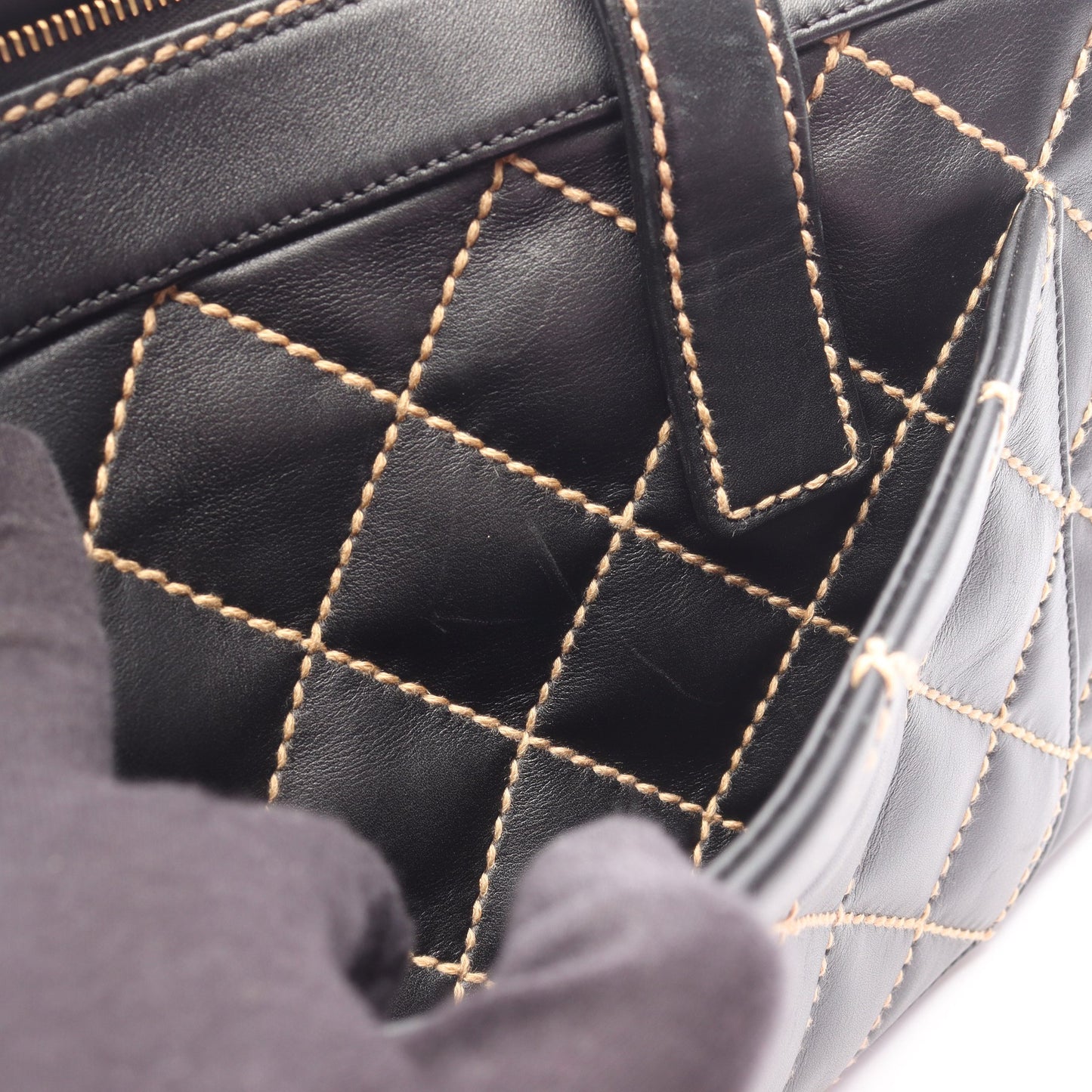 ワイルドステッチ ハンドバッグ レザー ブラック ゴールド金具 シャネル バッグ CHANEL
