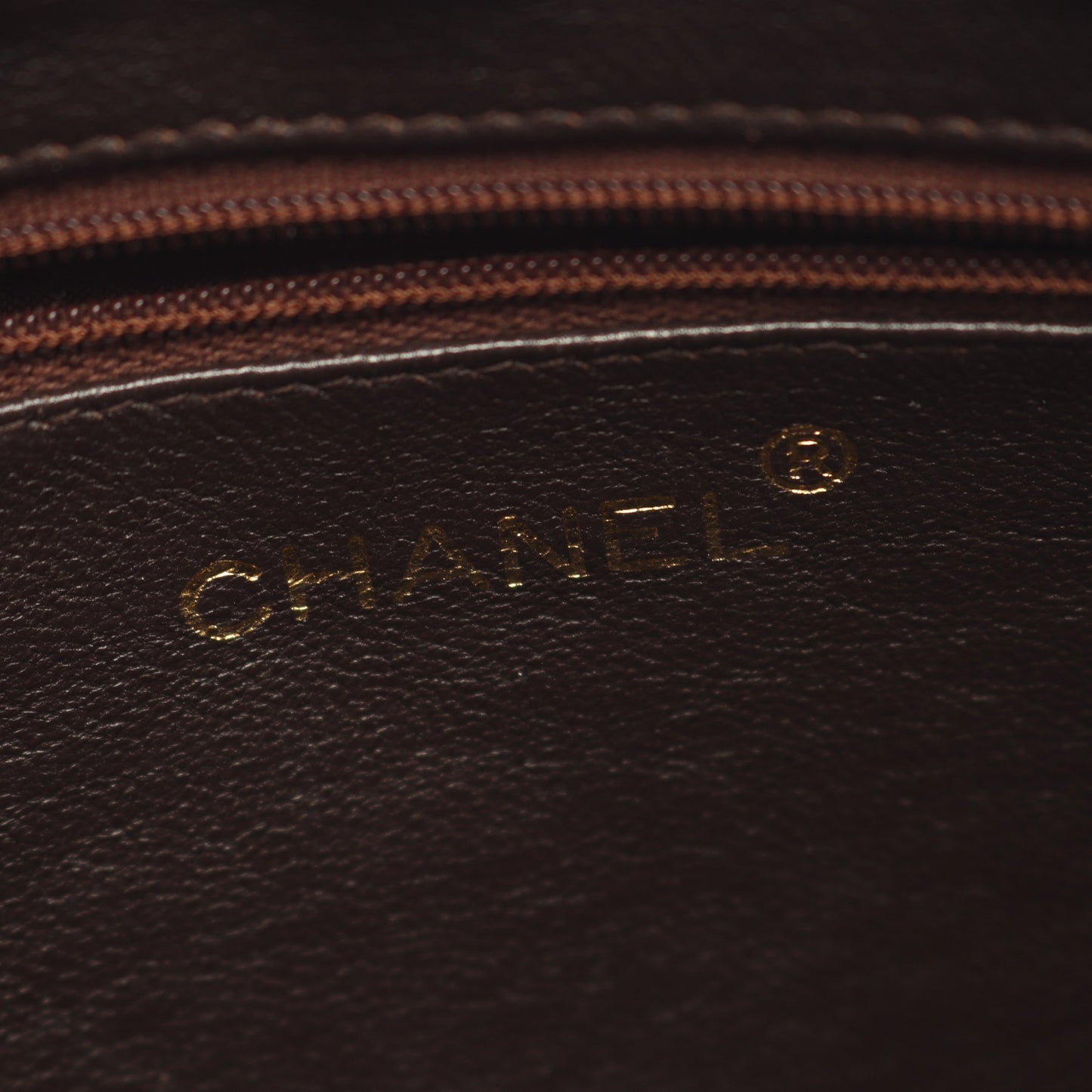 マトラッセ チェーンショルダーバッグ キャビアスキン ダークブラウン ゴールド金具 ヴィンテージ シャネル バッグ CHANEL