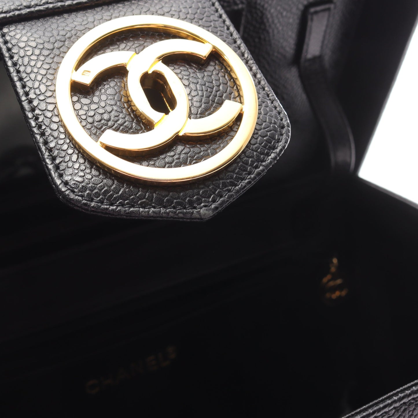 ココマーク 2WAY バニティバッグ キャビアスキン ブラック ゴールド金具 シャネル バッグ CHANEL