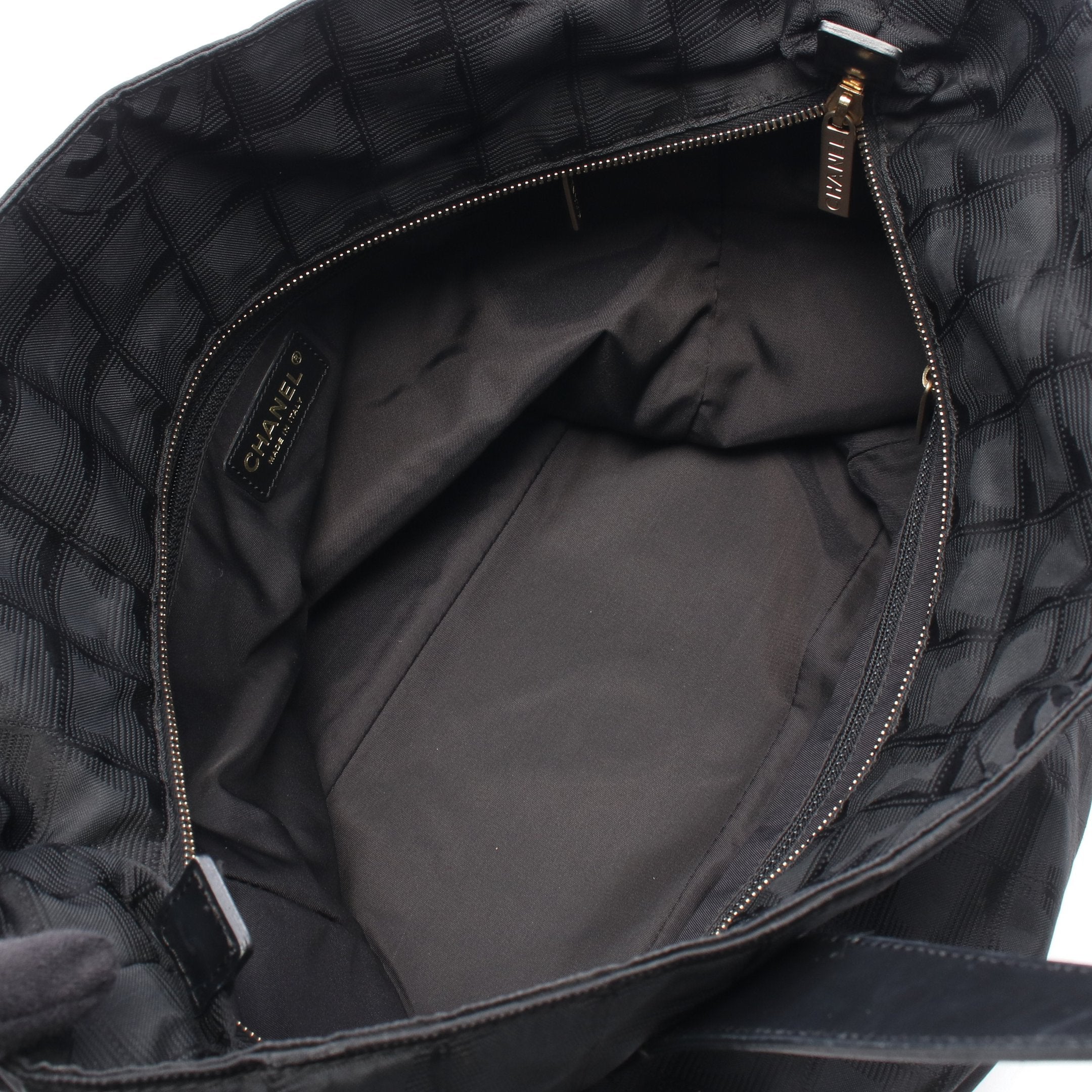 CHANEL ニュートラベルライン GM ナイロン × レザー トートバッグ