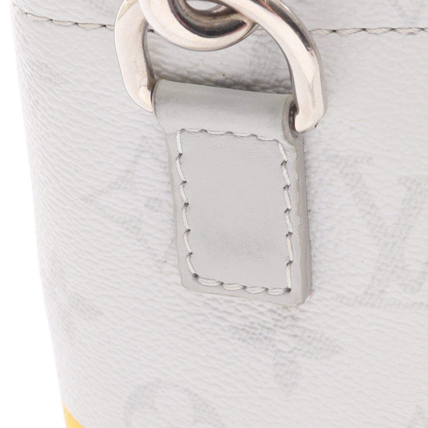 チョークナノバッグ ホワイトモノグラム ショルダーバッグ PVC レザー ホワイト ライトグレー ルイヴィトン バッグ LOUIS VUITTON