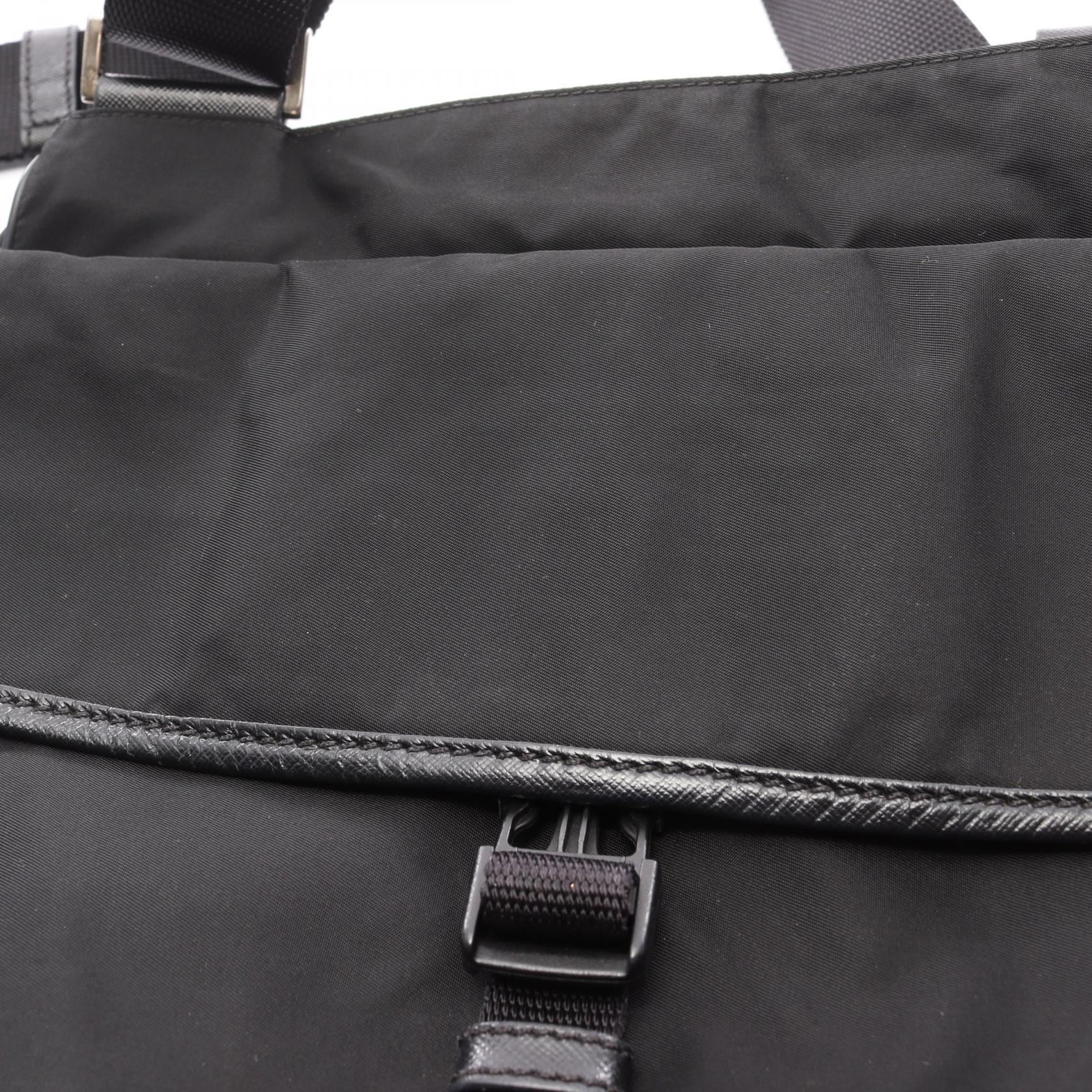 VIAGGIO ショルダーバッグ ナイロン サフィアーノレザー ブラック プラダ バッグ PRADA
