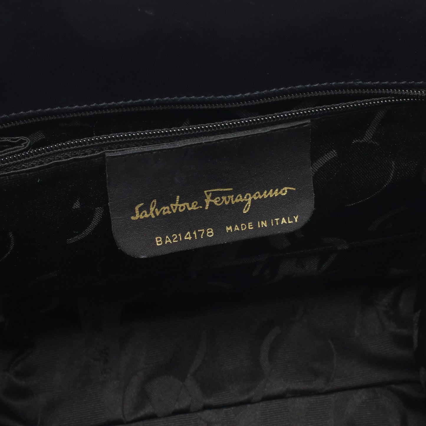 ヴァラリボン ハンドバッグ レザー ネイビー サルヴァトーレフェラガモ バッグ Salvatore Ferragamo