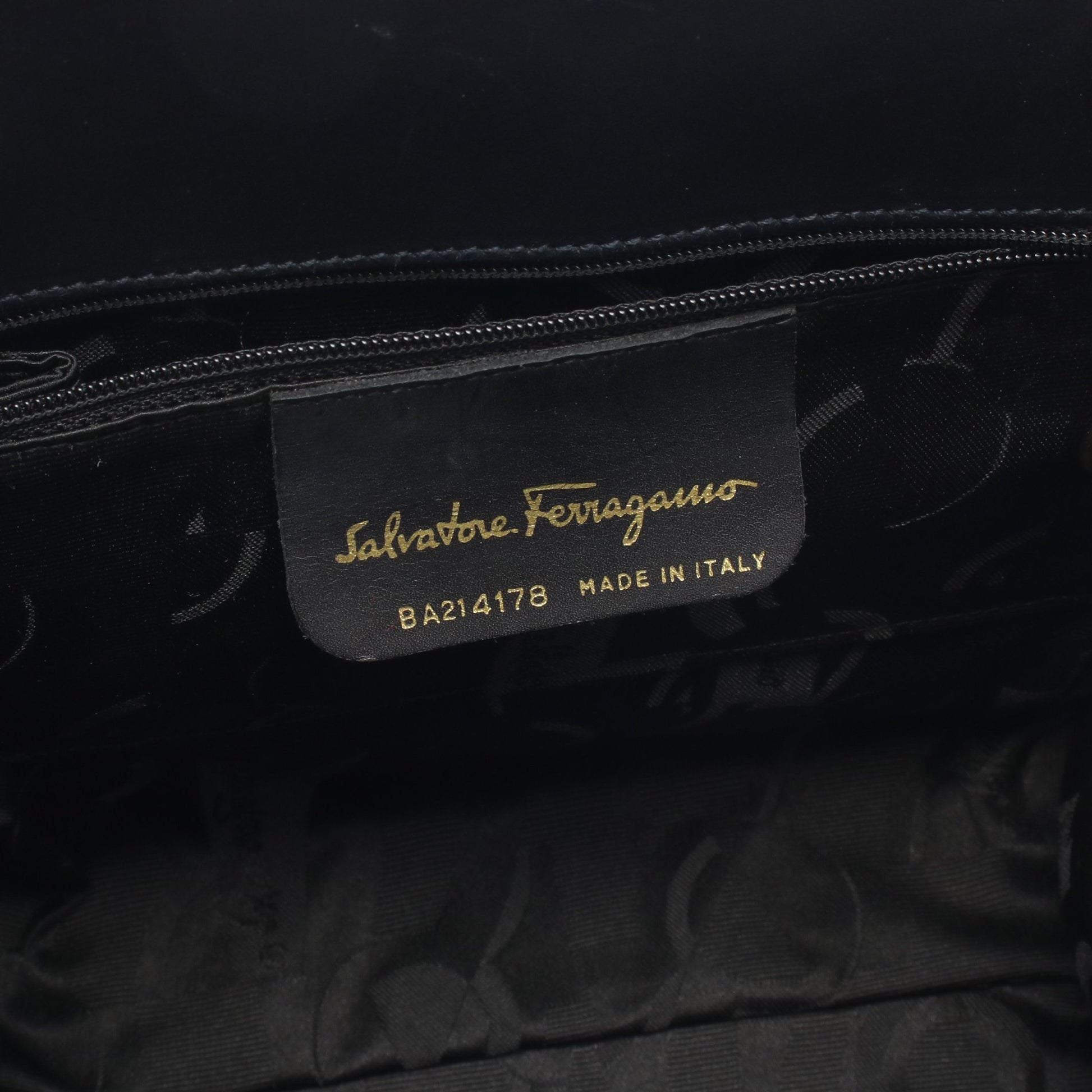 ヴァラリボン ハンドバッグ レザー ネイビー サルヴァトーレフェラガモ バッグ Salvatore Ferragamo