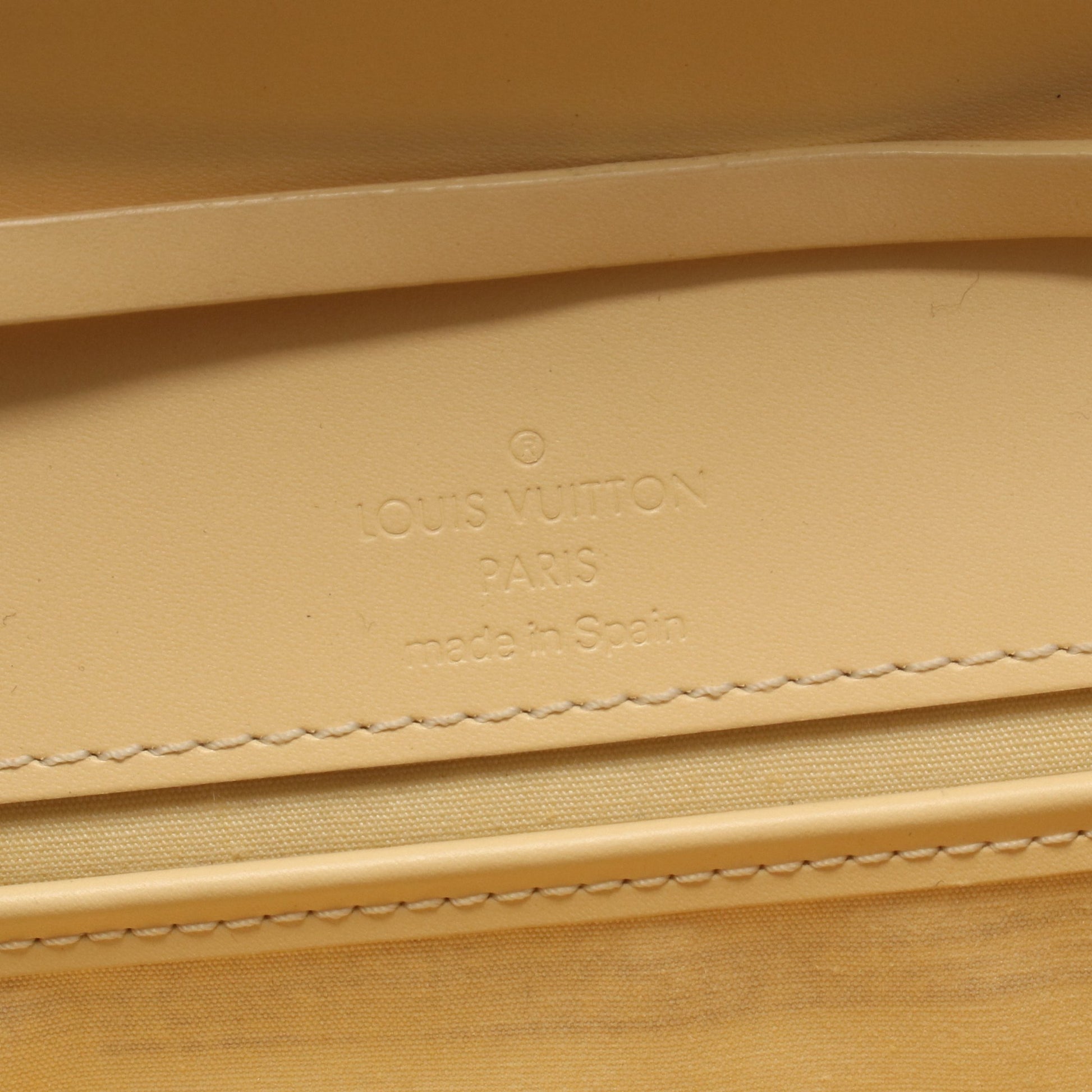 オンフルール エピ ヴァニラ ショルダーバッグ レザー アイボリー ルイヴィトン バッグ LOUIS VUITTON