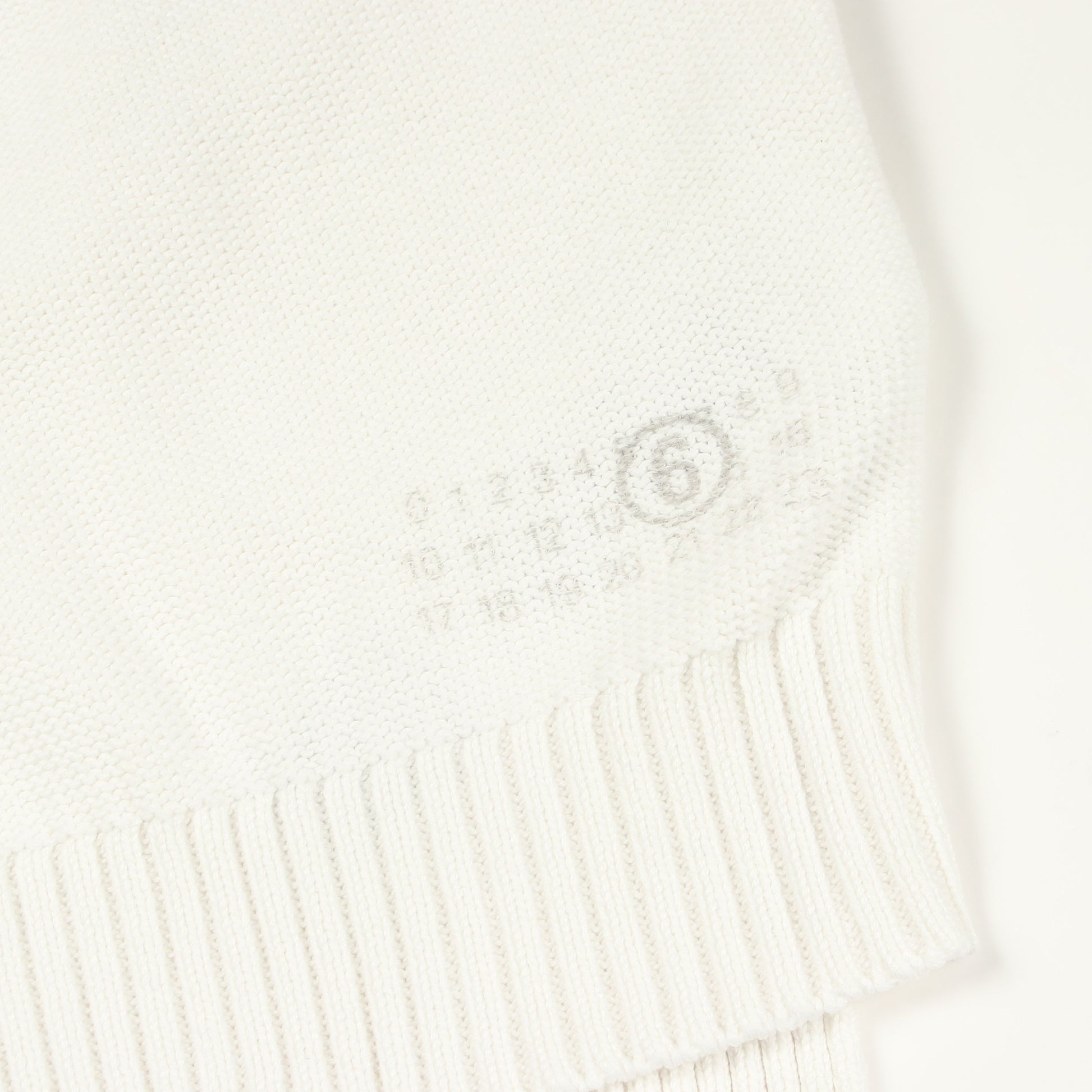 ナンバリングロゴ キッズ ニット コットン ホワイト エムエムシックスメゾンマルジェラ トップス MM6 MAISON MARGIELA