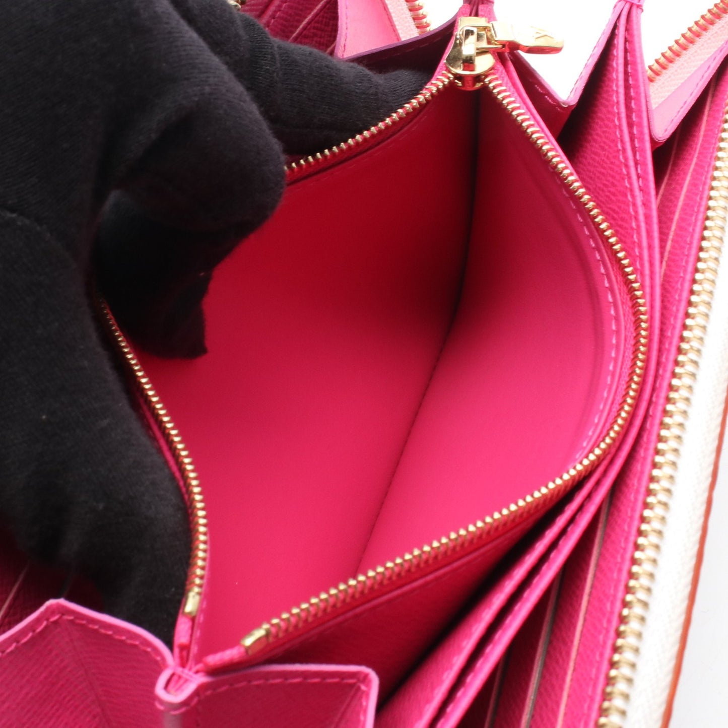 LV × TM ジッピーウォレット ラウンドファスナー長財布 PVC ホワイト ルイヴィトン 財布・小物 LOUIS VUITTON