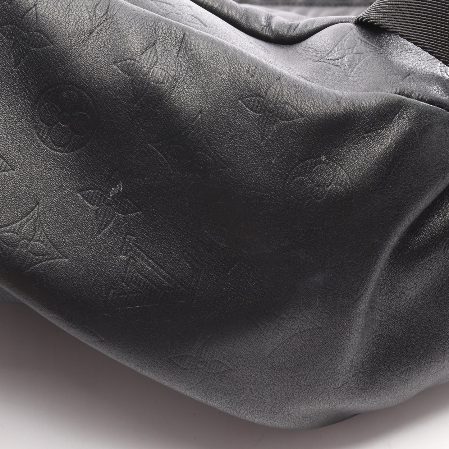 ディスカバリー バックパック モノグラムシャドウ リュックサック レザー ブラック ルイヴィトン バッグ LOUIS VUITTON