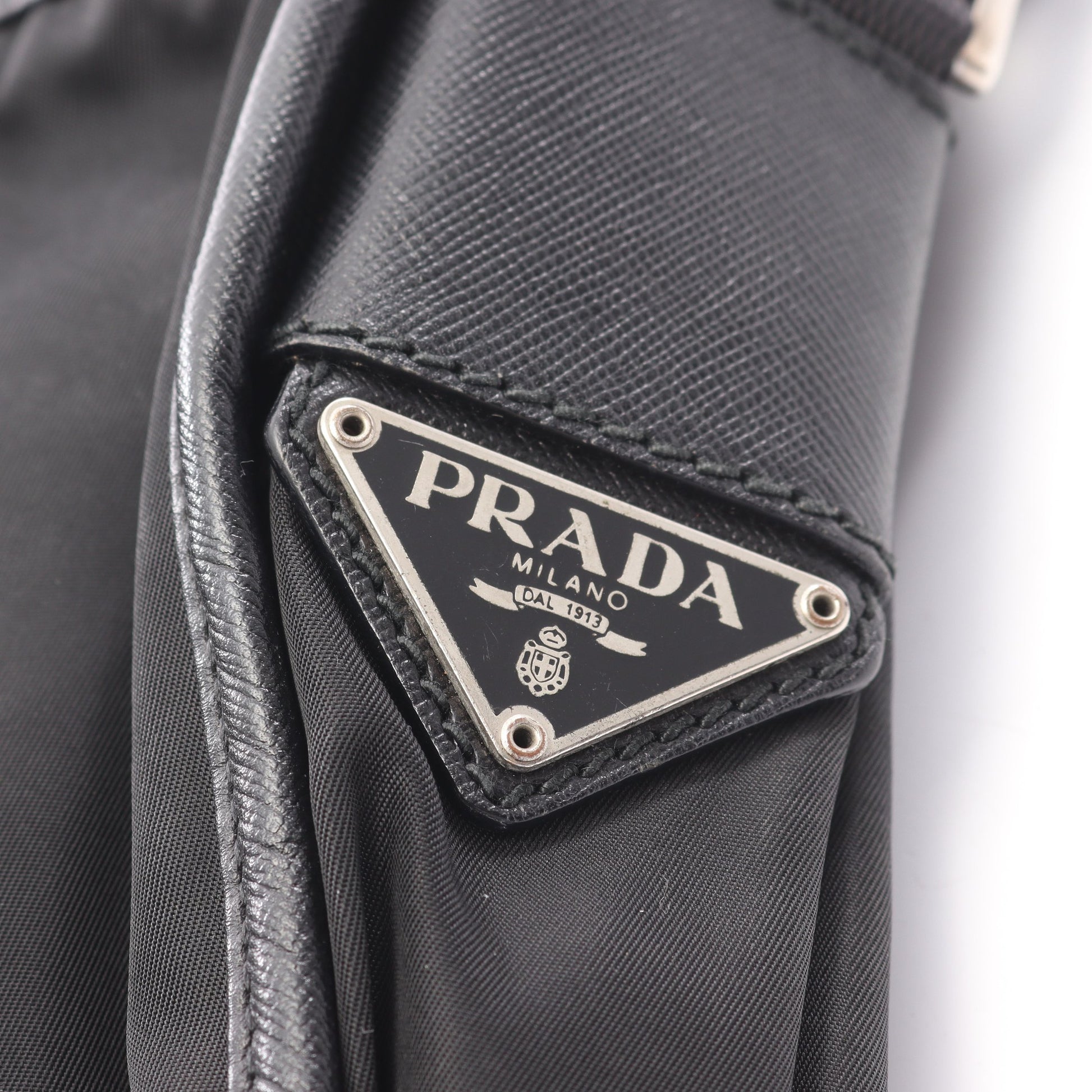 メッセンジャーバッグ ショルダーバッグ ナイロン サフィアーノレザー ブラック プラダ バッグ PRADA