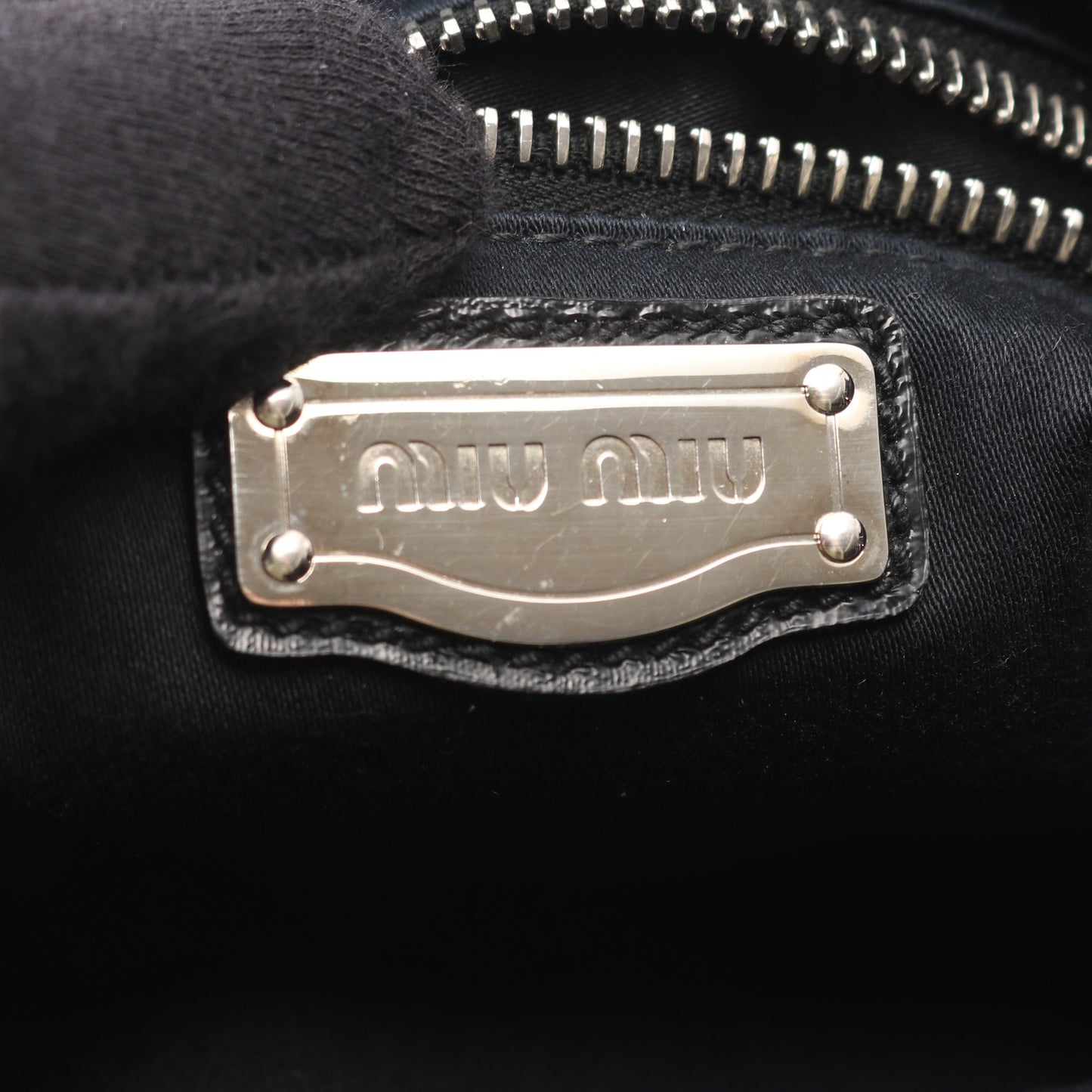 キルティング 2WAY ハンドバッグ エナメルレザー ブラック ミュウミュウ バッグ miu miu