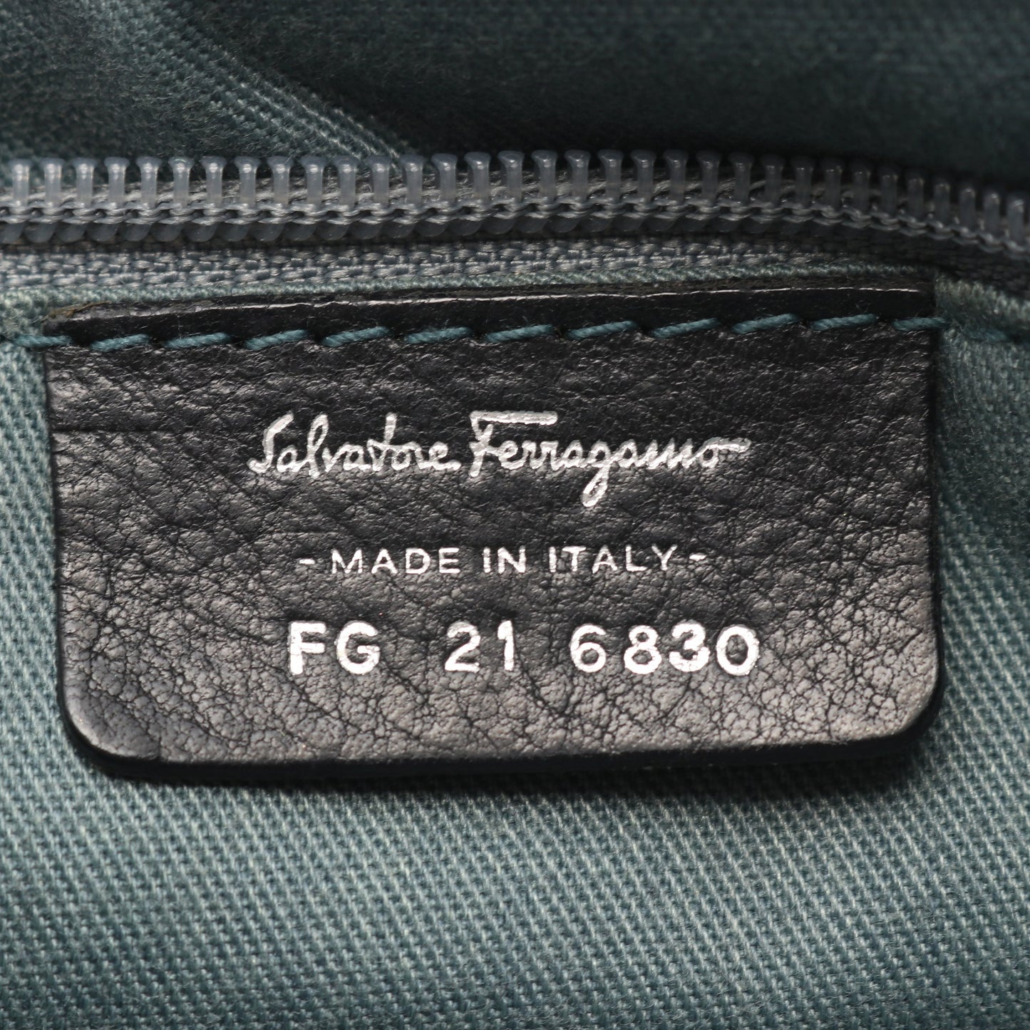 ガンチーニ タッセル ハンドバッグ エナメルレザー レザー ブラック サルヴァトーレフェラガモ バッグ Salvatore Ferragamo