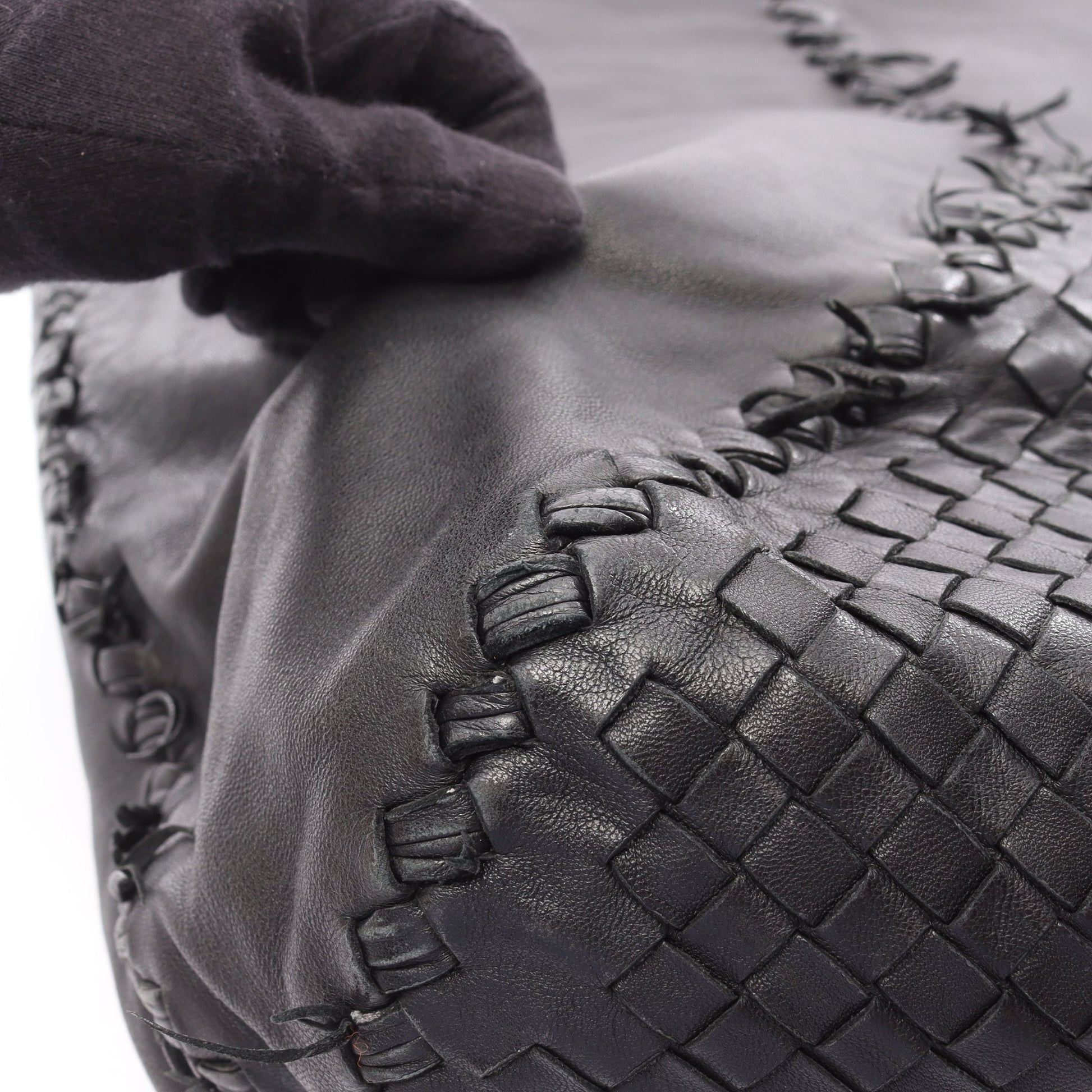 イントレチャート ショルダーバッグ トートバッグ レザー ブラック ボッテガヴェネタ バッグ BOTTEGA VENETA